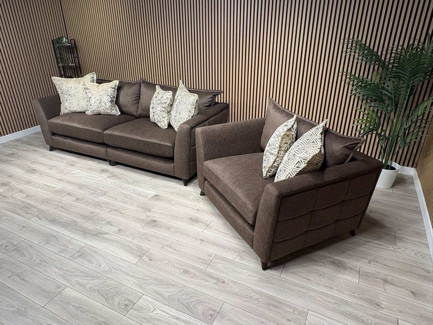 Ashley Manor SAN MATTEO 4 Seater Sofa + Love Chair Set - RRP £5290