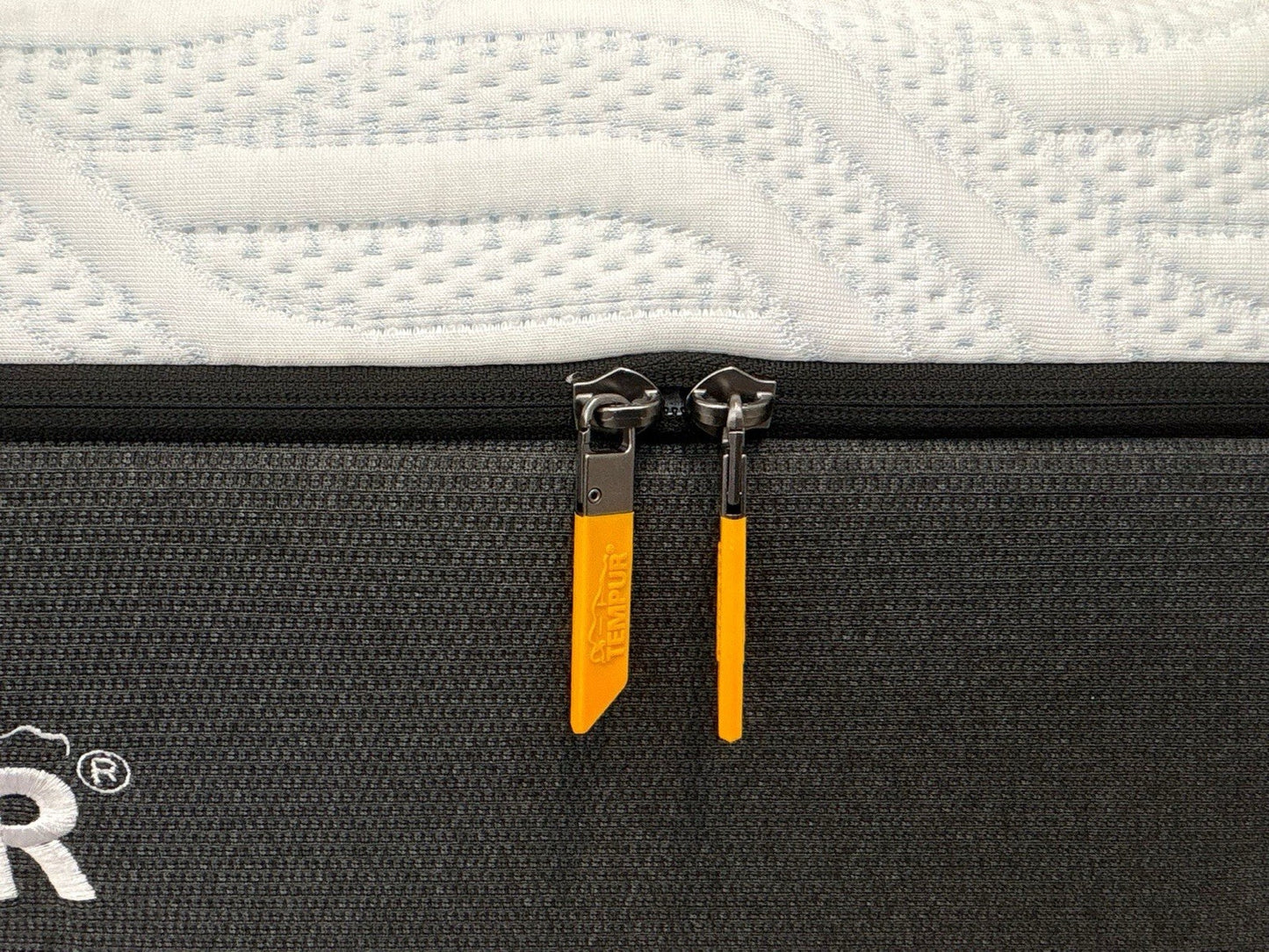 Tempur PRO AIR LUXE Smart Cool 3ft Single Mattress, Medium / Firm - RRP £1,599