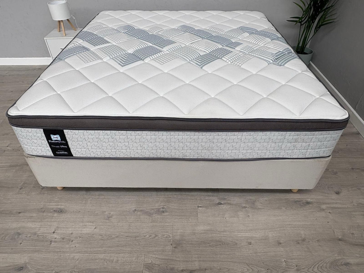 Sealy Elevate Ultra BRONTE 6ft Superking Mattress, Medium - RRP £2,499
