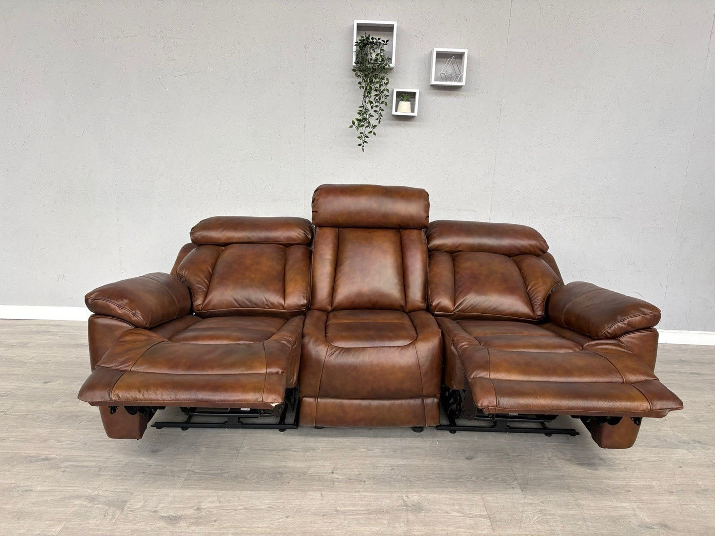DFS Bravado Leather 3 Seater Sofa, Power Recliners, Fold Down Table - RRP £1,999