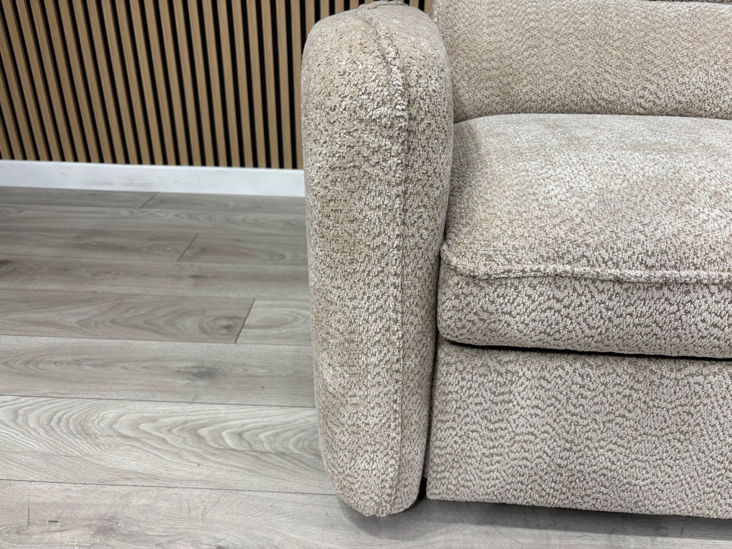 WINDSOR Premium Fabric LHF or RHF Chaise Sofa Bed with Storage - RRP £1399