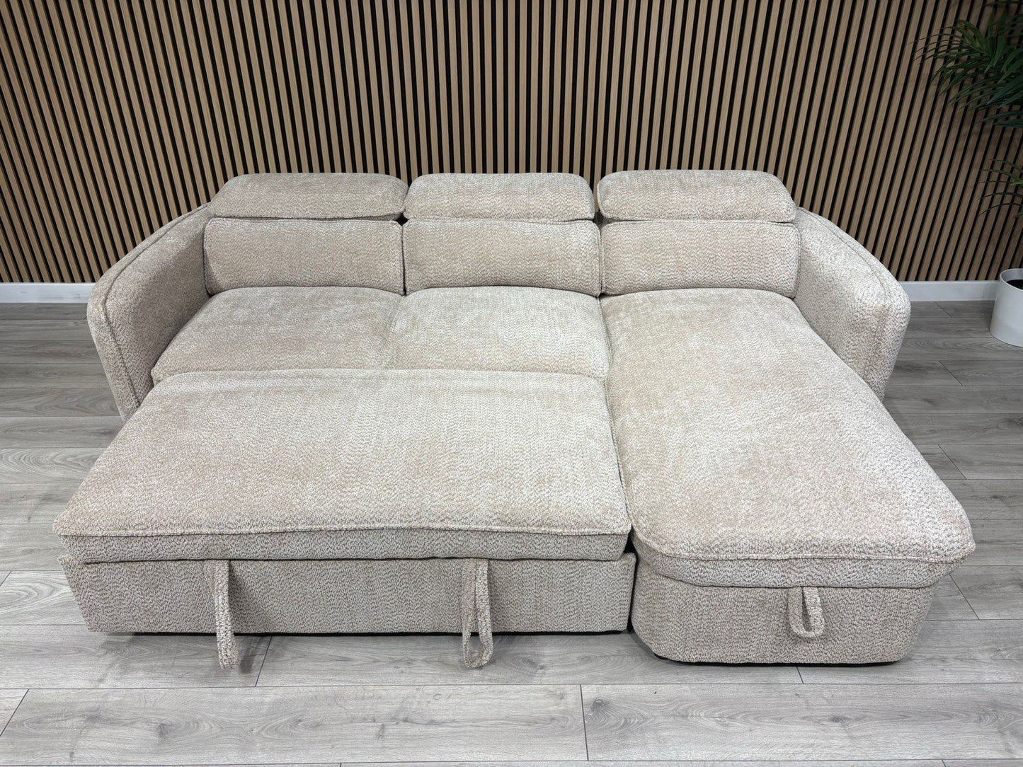 WINDSOR Premium Fabric LHF or RHF Chaise Sofa Bed with Storage - RRP £1399