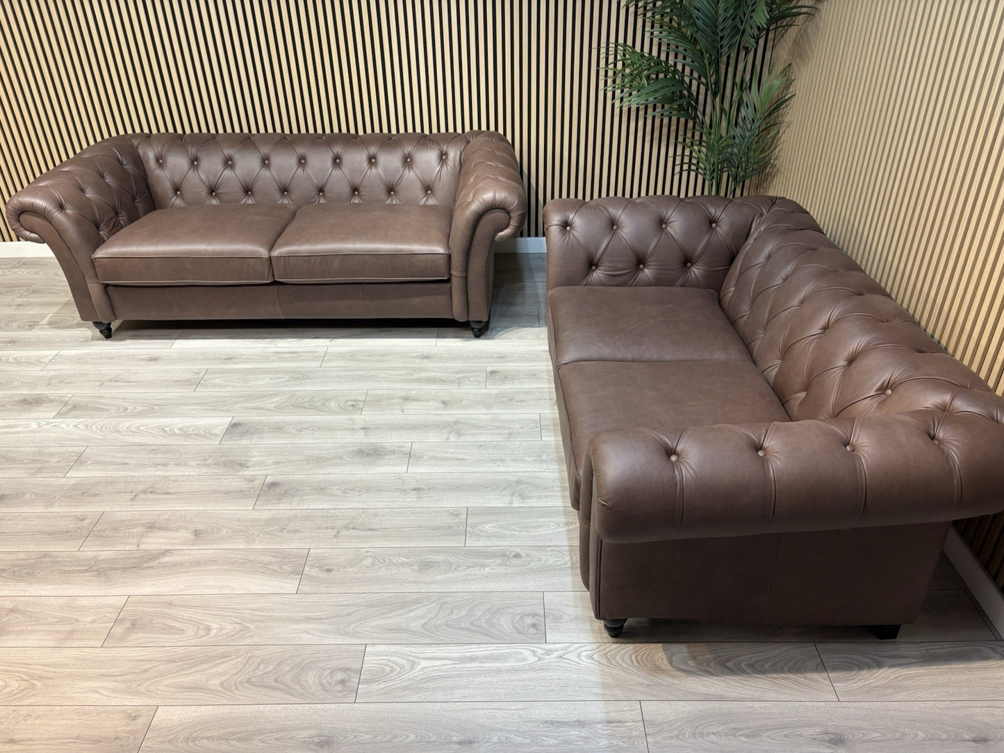 Next GOSFORD Leather Chesterfield Large 3 Seater + 2 Seater Sofa Set - RRP £5490