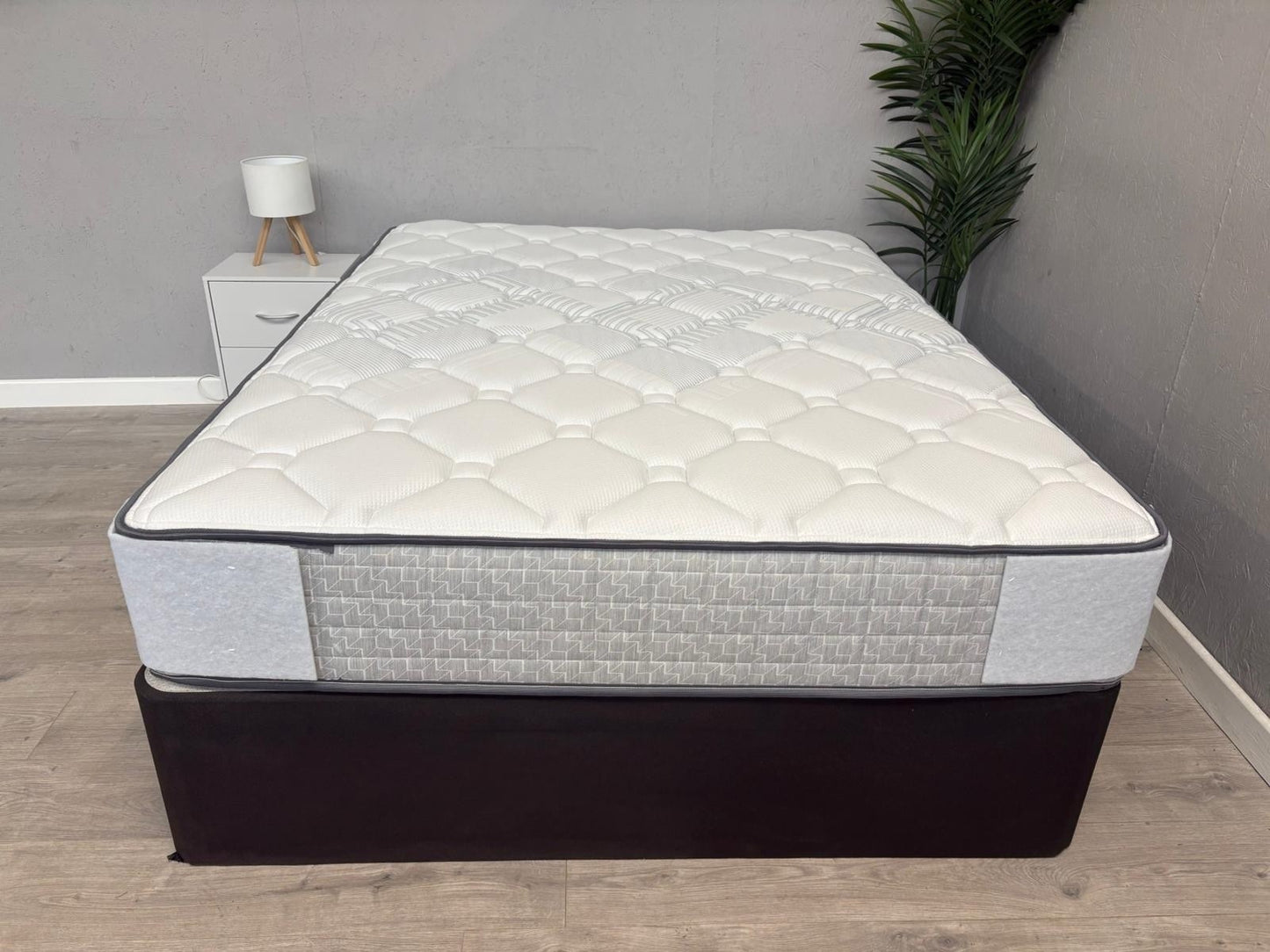 Sealy Elevate NEWTON 5FT Kingsize Mattress, Firm - RRP £1,499