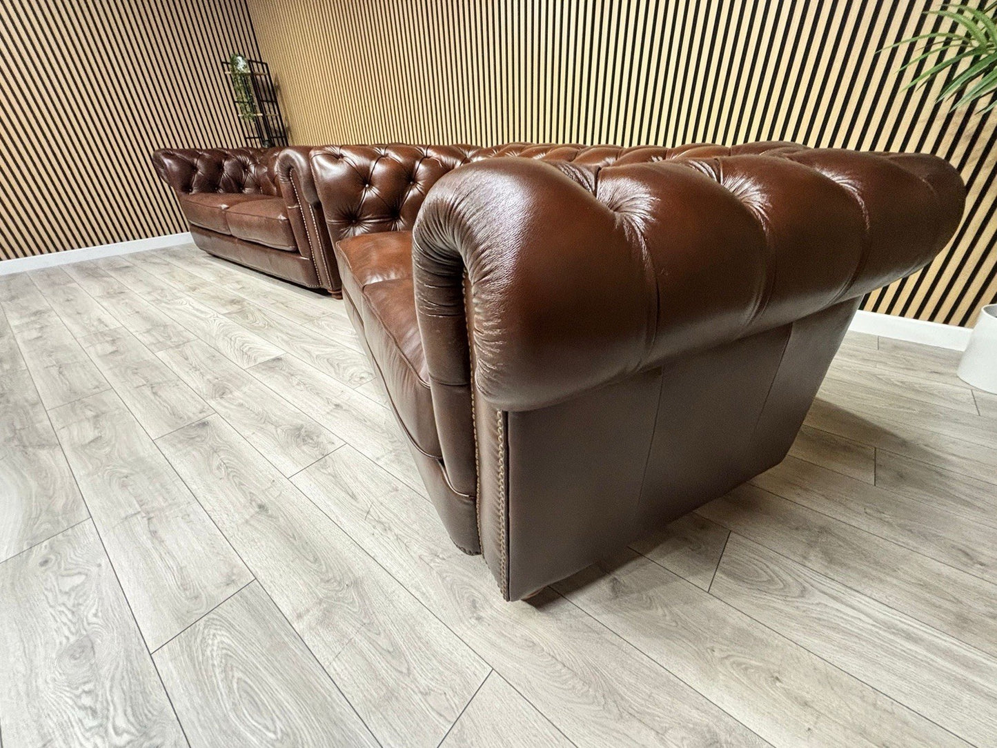 At The Helm Shackleton Style 3 Seater + 2 Seater Leather Chesterfield Sofa Set