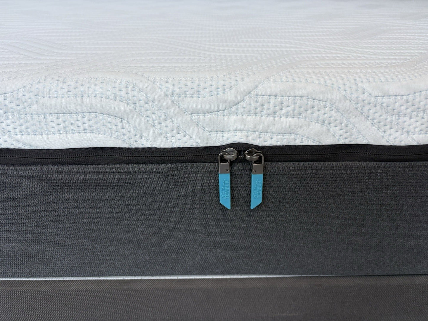 Tempur PRO AIR PLUS Smart Cool 5ft Kingsize Mattress, Soft - RRP £2,299
