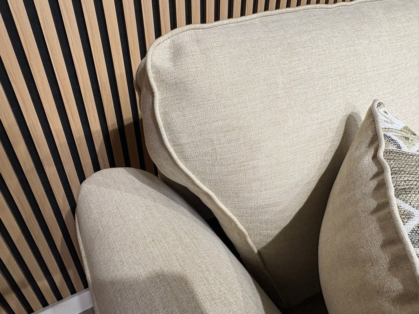 Furniture Village NEW LEGEND RHF Open Chaise Corner Sofa - RRP £1995