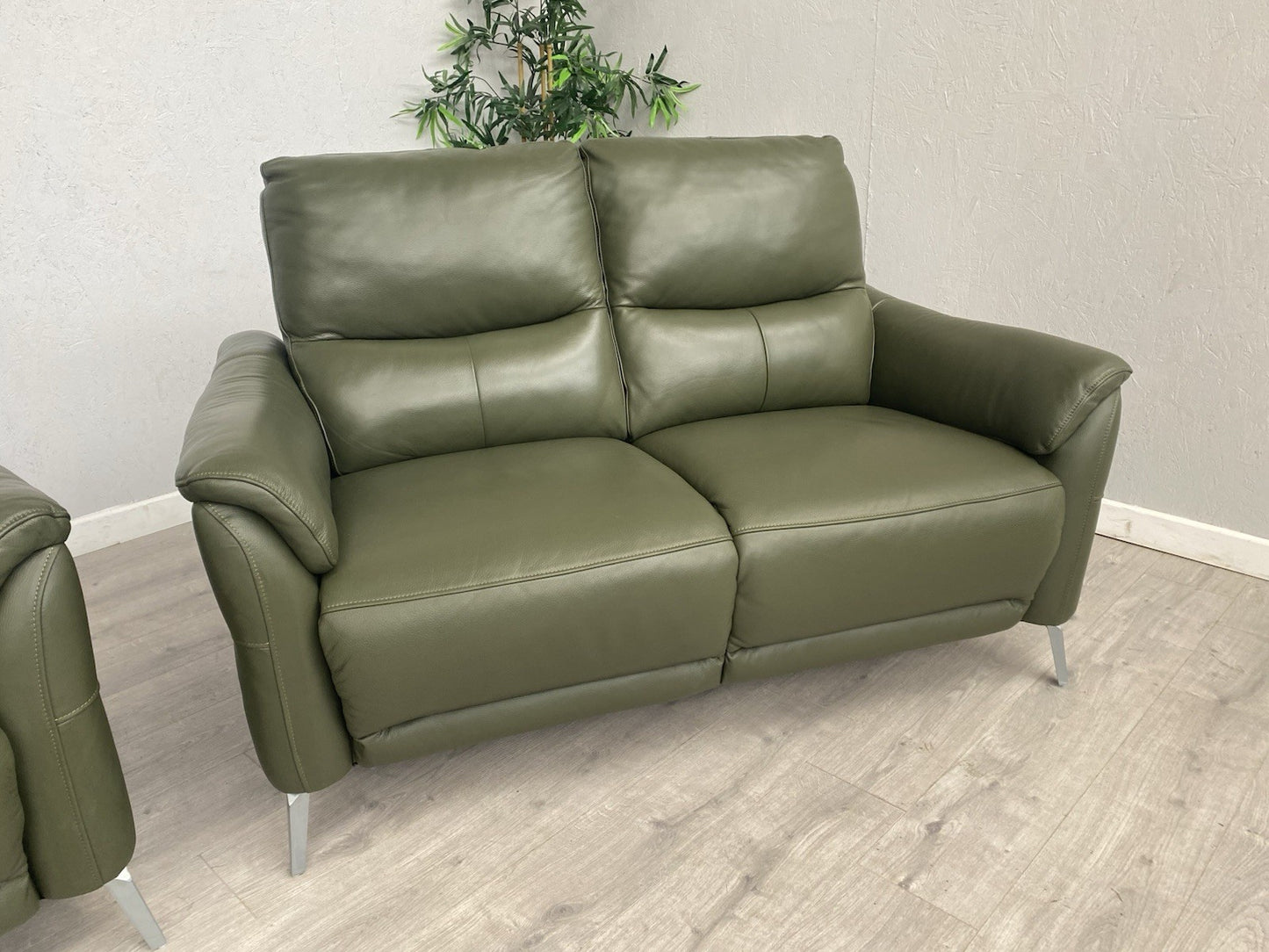 Furniture Village DAYTONA Leather 2 x  2 Seater Sofa Set, Oslo Pine - RRP £2,990