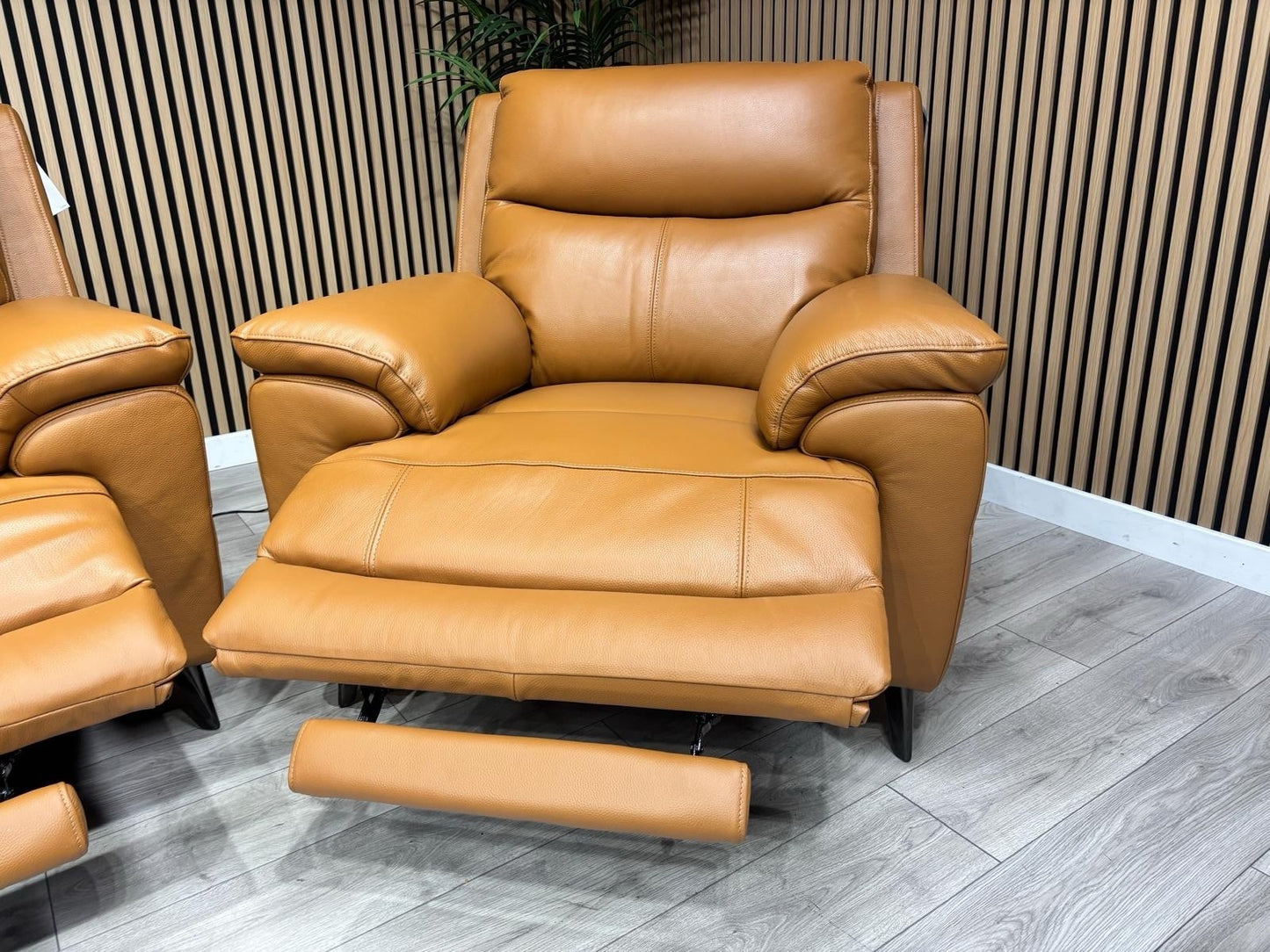 Furniture Village PANACHE Style Leather 3 Seater Sofa + 2 x Armchairs, Power