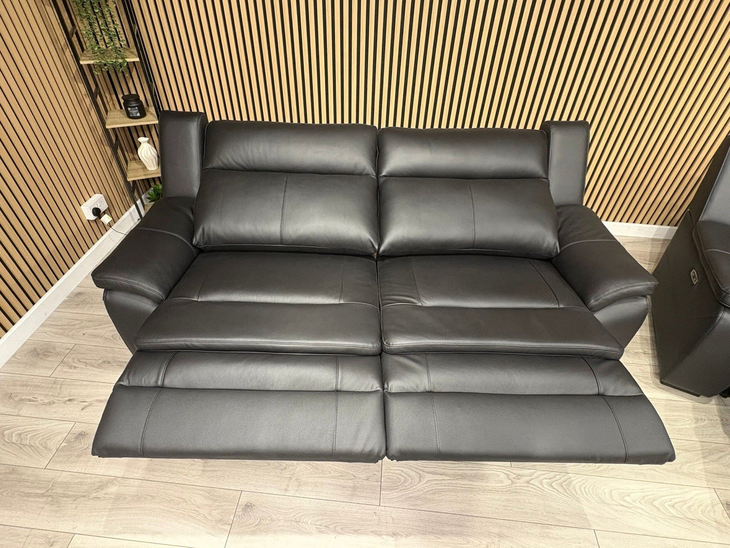 DFS Boston Leather 3 + 2 Seater Sofa Set, Power Recliners RRP: £4495