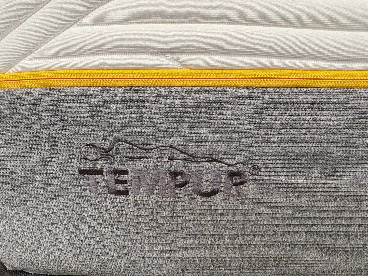 Tempur SENSATION LUXE 5ft Kingsize Mattress, Firm - RRP £2,499