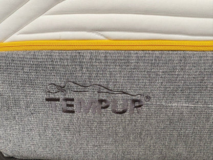Tempur SENSATION LUXE 5ft Kingsize Mattress, Firm - RRP £2,499