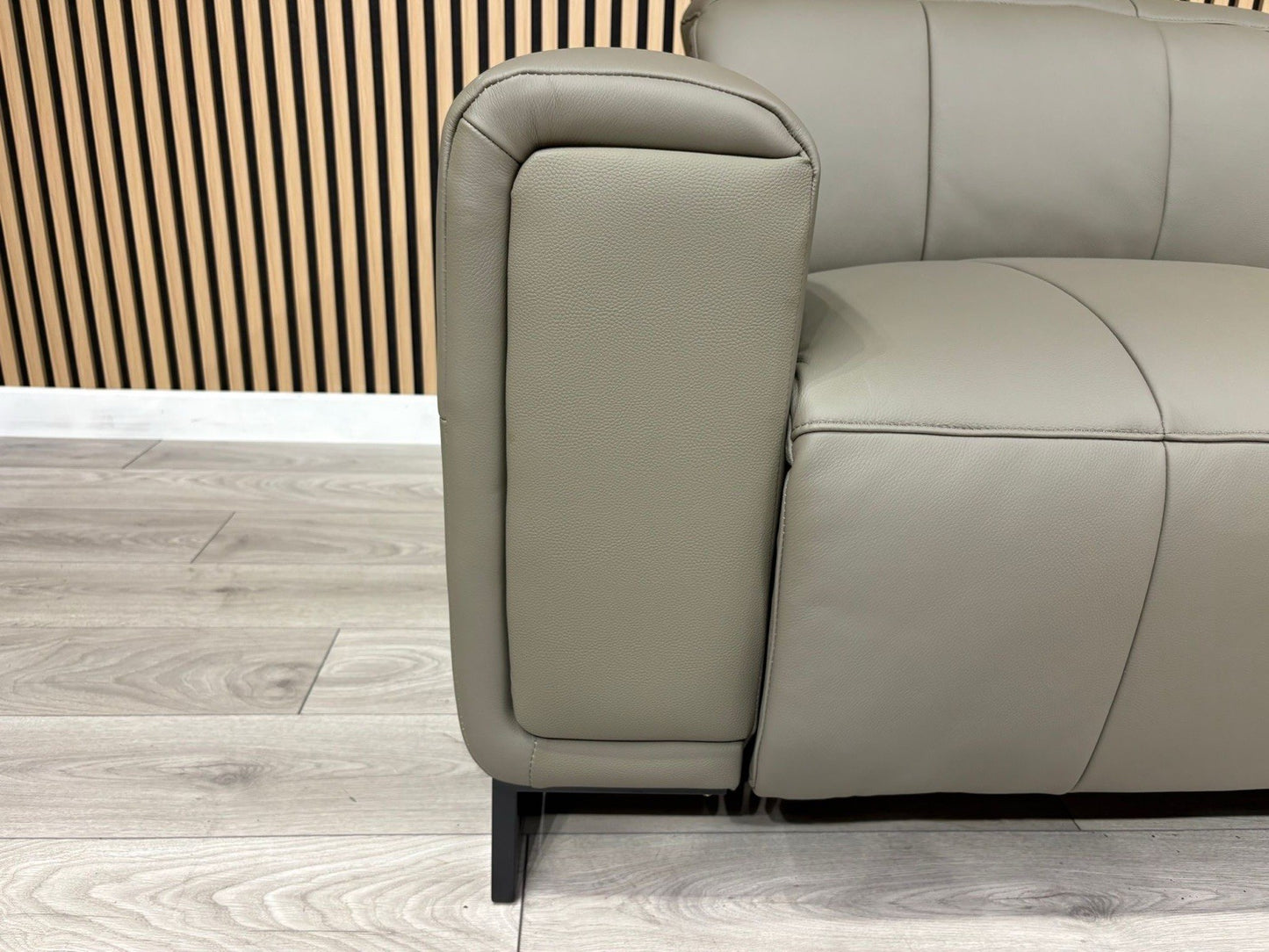 MARELLA 3 Seater + 2 Seater Power Recliner Leather Sofa Set RRP £4399