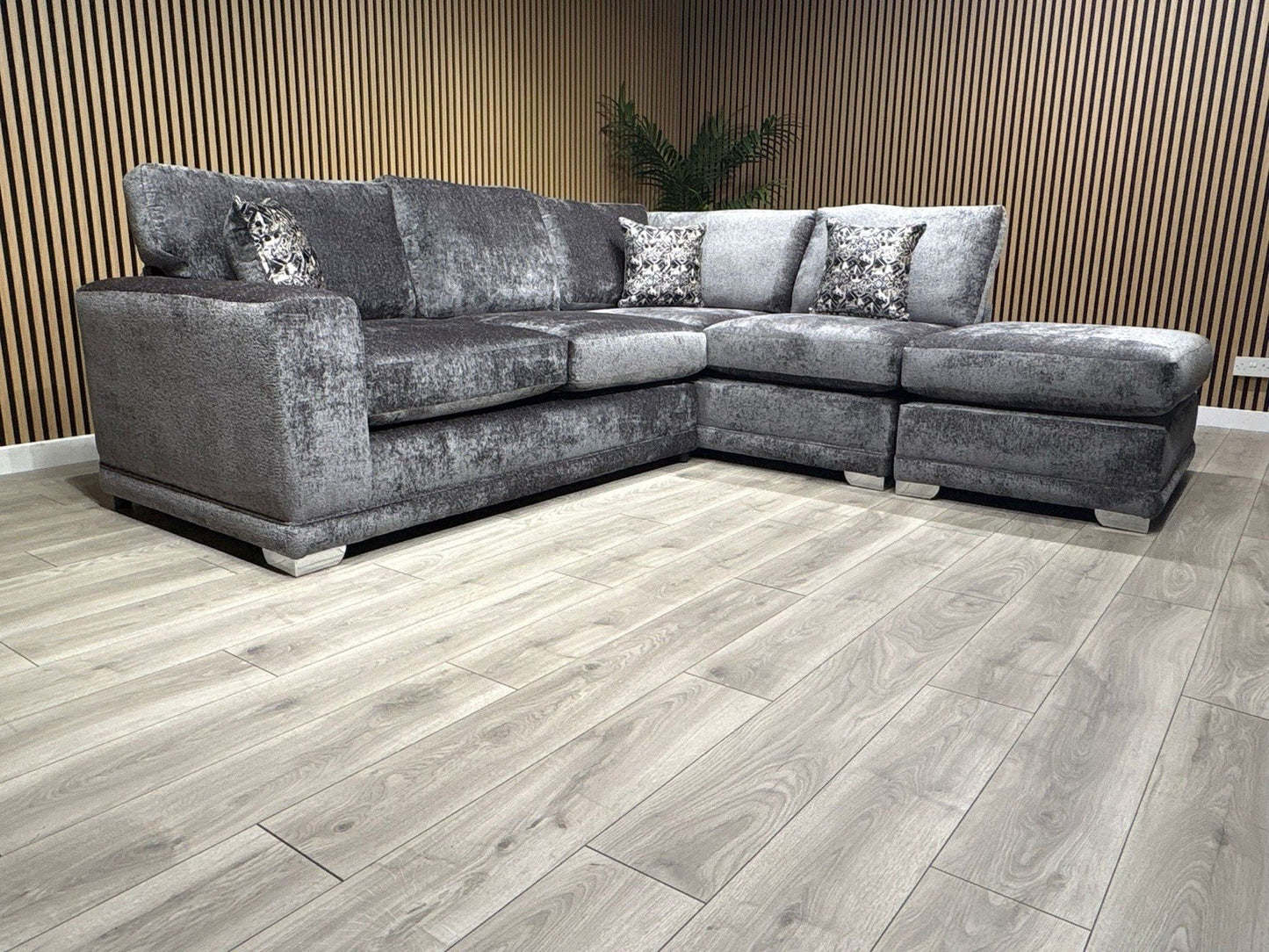 Deluxe Fabric Open End Chaise Corner Sofa + Footstool - RRP £2799