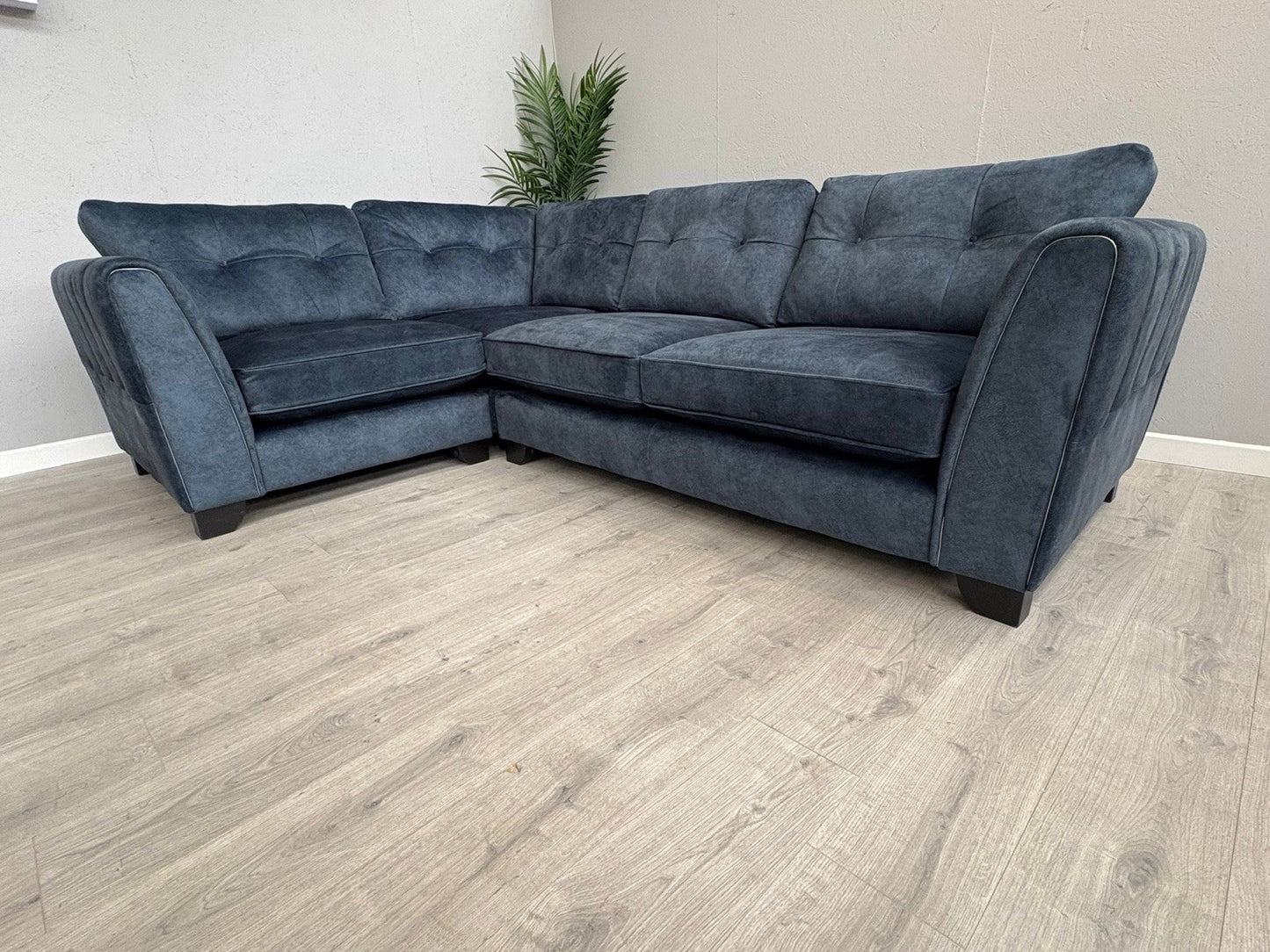 Furniture Village ARIANA Small Fabric LHF Classic Back Corner Sofa - RRP £3,695