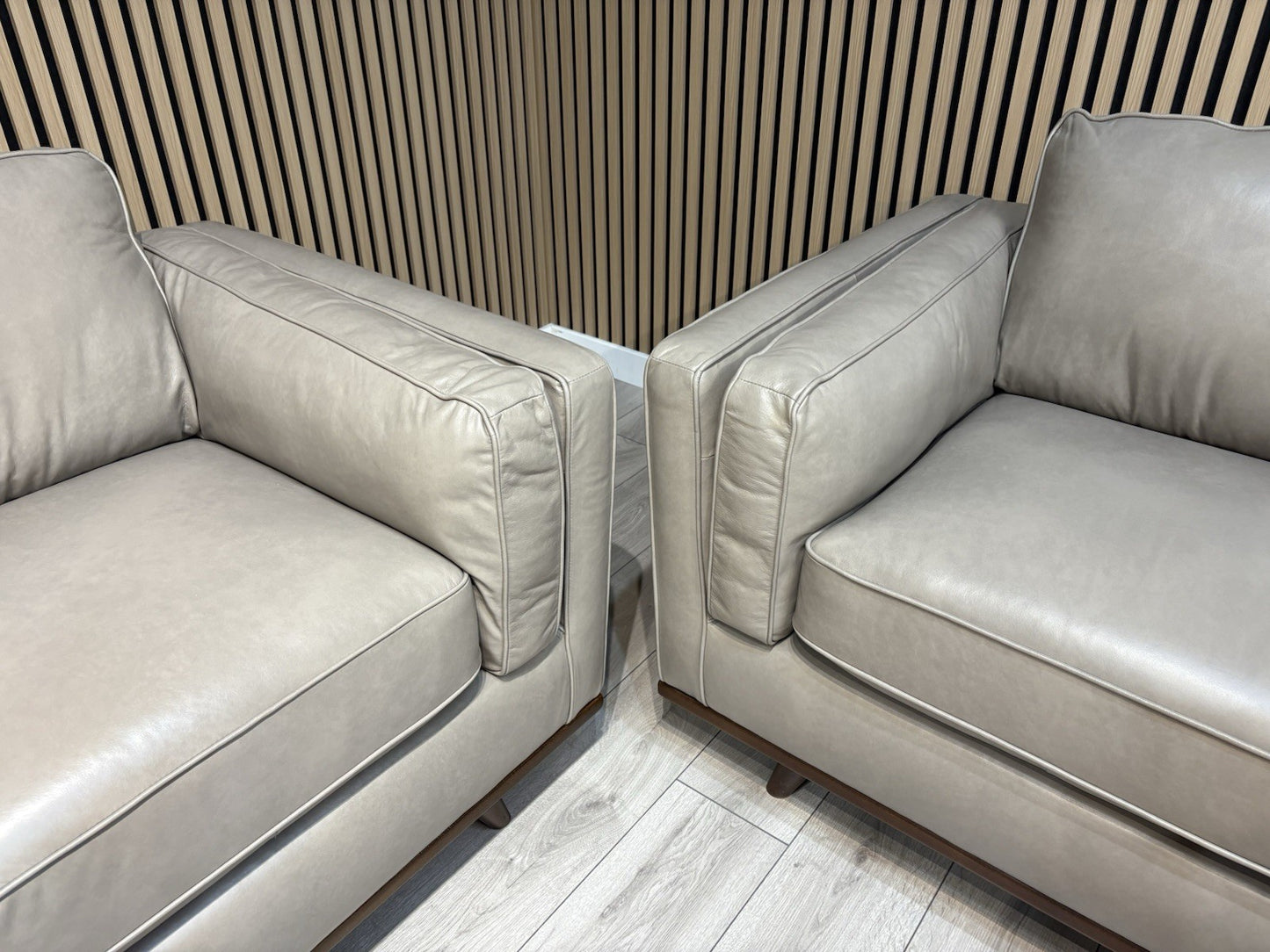 John Lewis Sample VALENCIA 3 Seater + 2 Seater + Armchair Leather Sofa Set