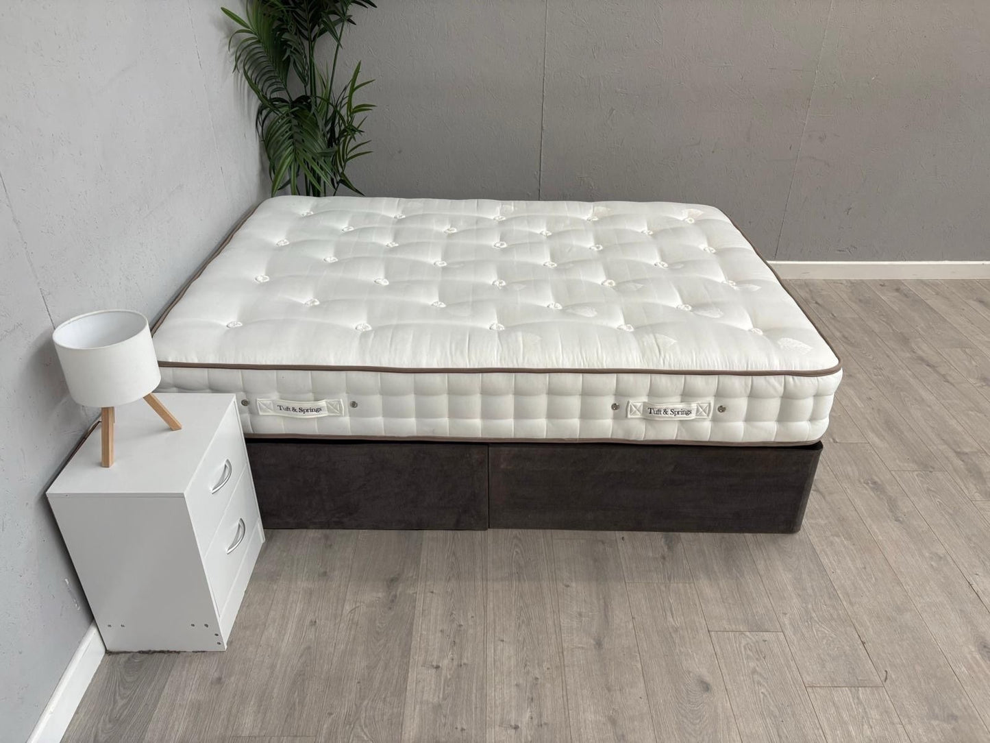 Tuft & Springs Indulgence 1000 Pocket 4ft 6 Double Mattress - RRP £569