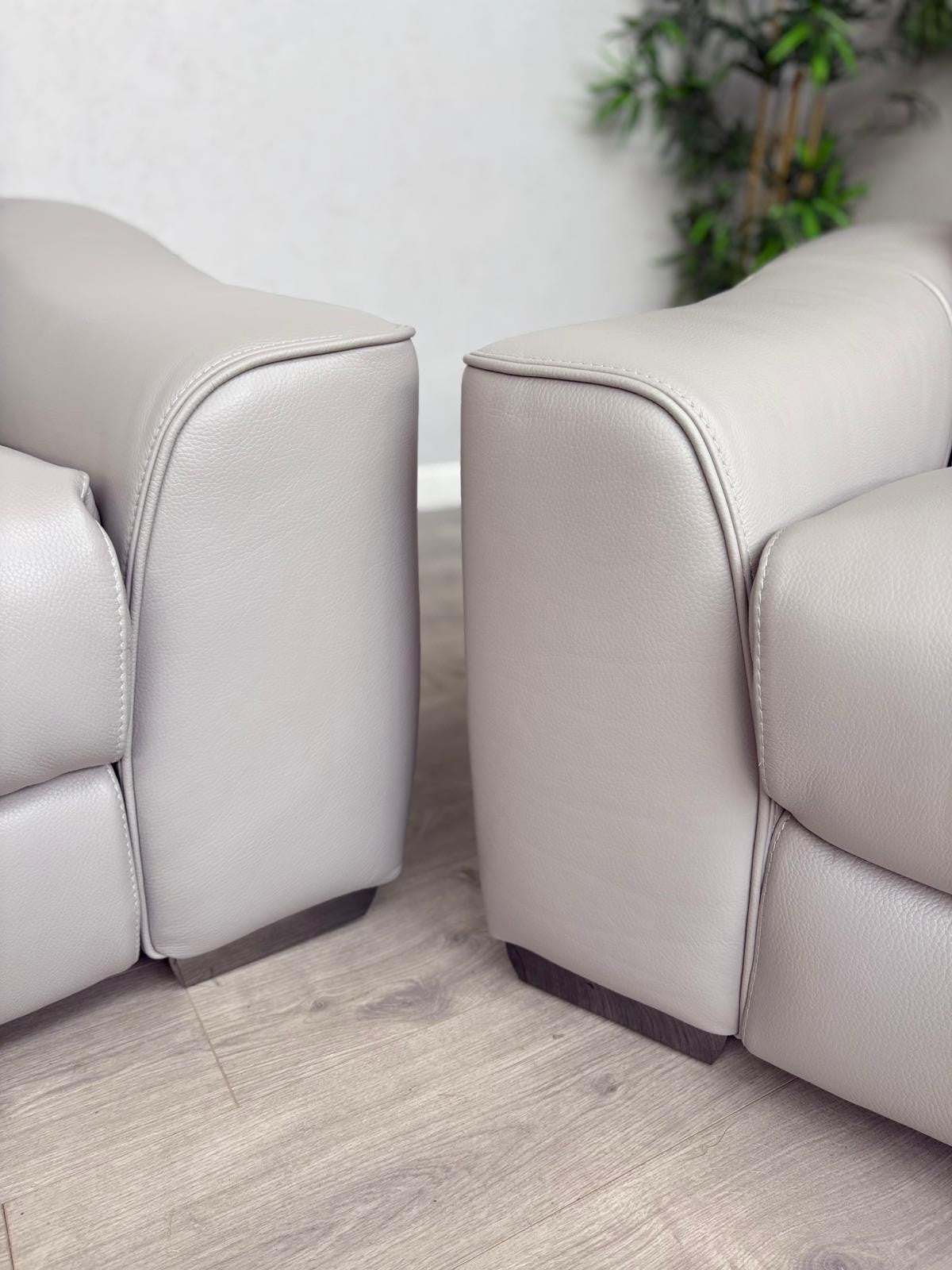 Furniture Village XAVIER Leather 3 + 2 Seater Sofa Set, Power Recliner RRP £4390