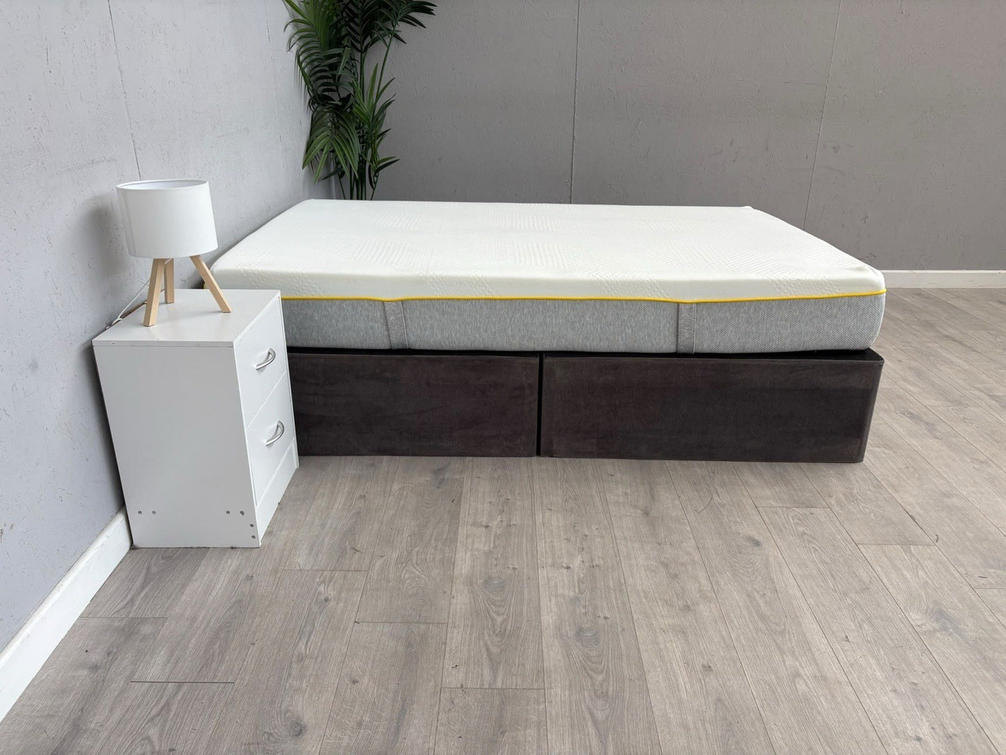 EVE Hybrid Duo 4ft Small Double Mattress, Medium - RRP £599