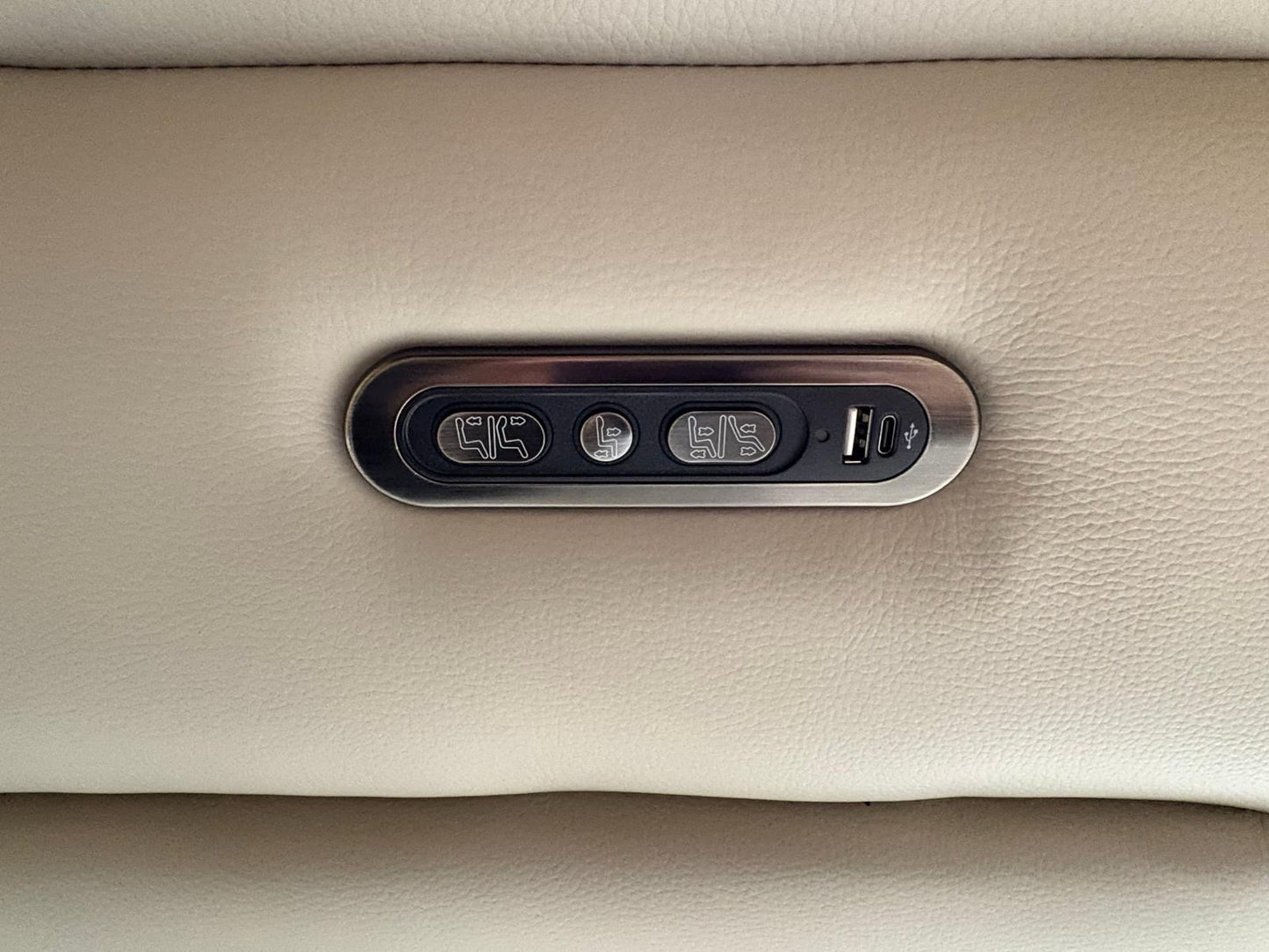 Furniture Village JUDE Style Leather 3 Seater Sofa + Armchair Set - RRP £4,490