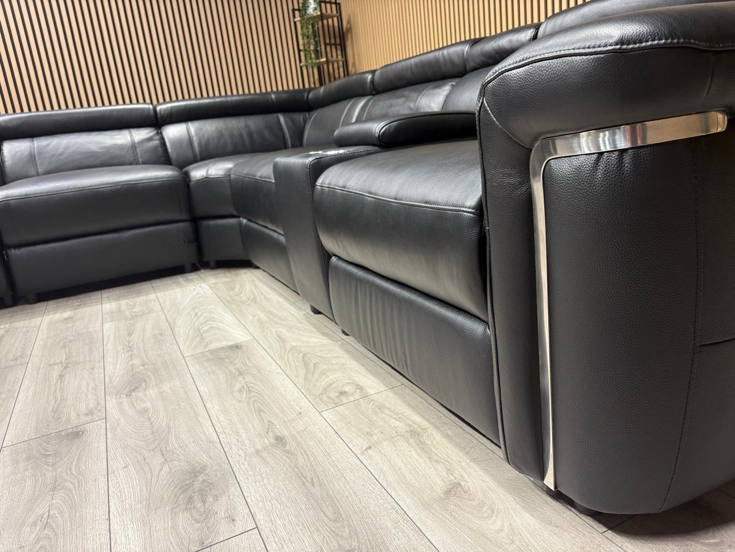 VENICE Leather 2 Corner 2 Power Recliner Sofa + Console - RRP £5,599