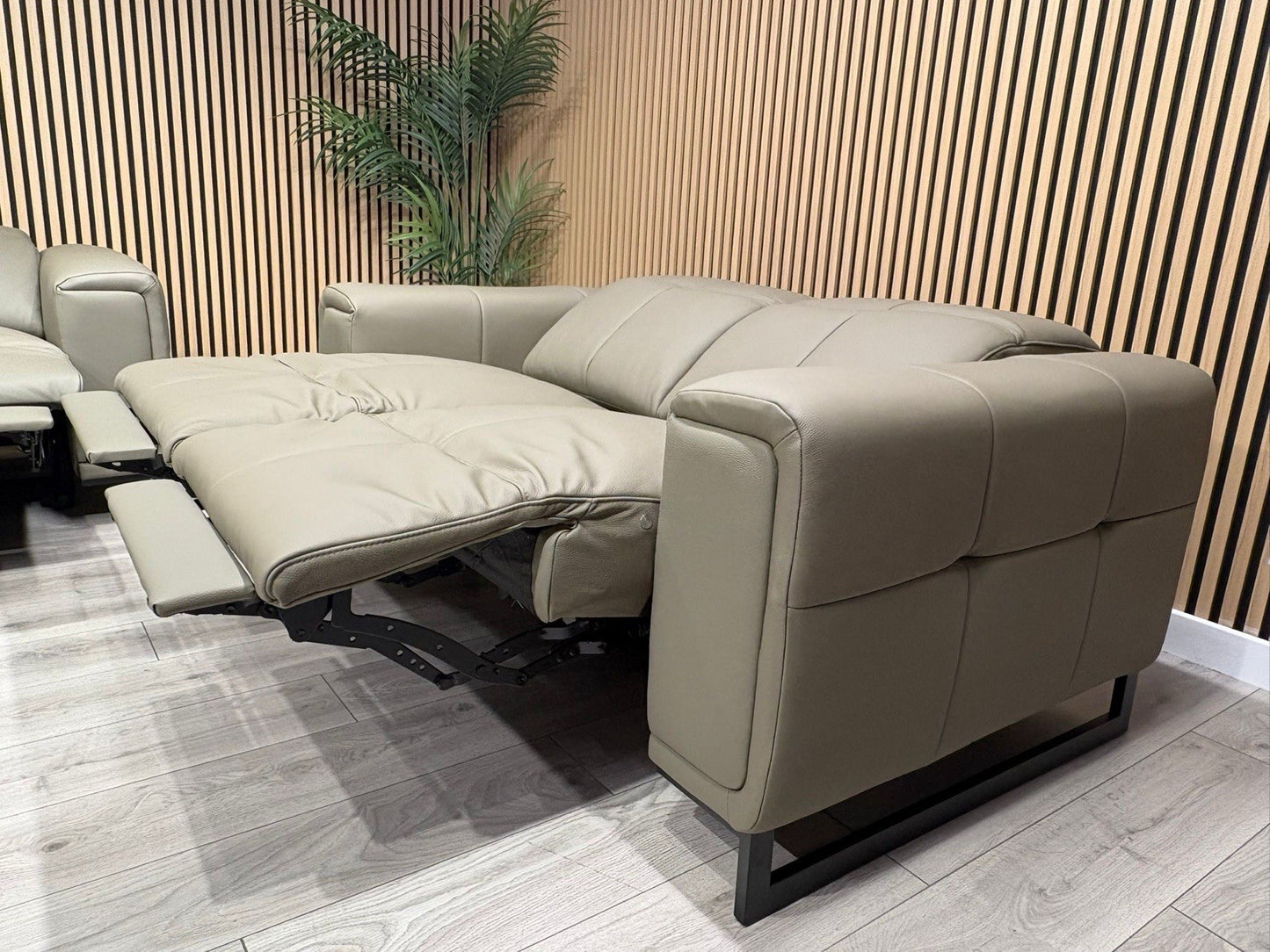 MARELLA 3 Seater + 2 Seater Power Recliner Leather Sofa Set RRP £4399