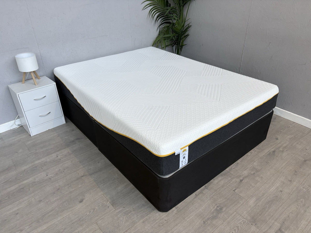 EVE Pure Memory 5ft Kingsize Mattress, Medium - RRP £1,199