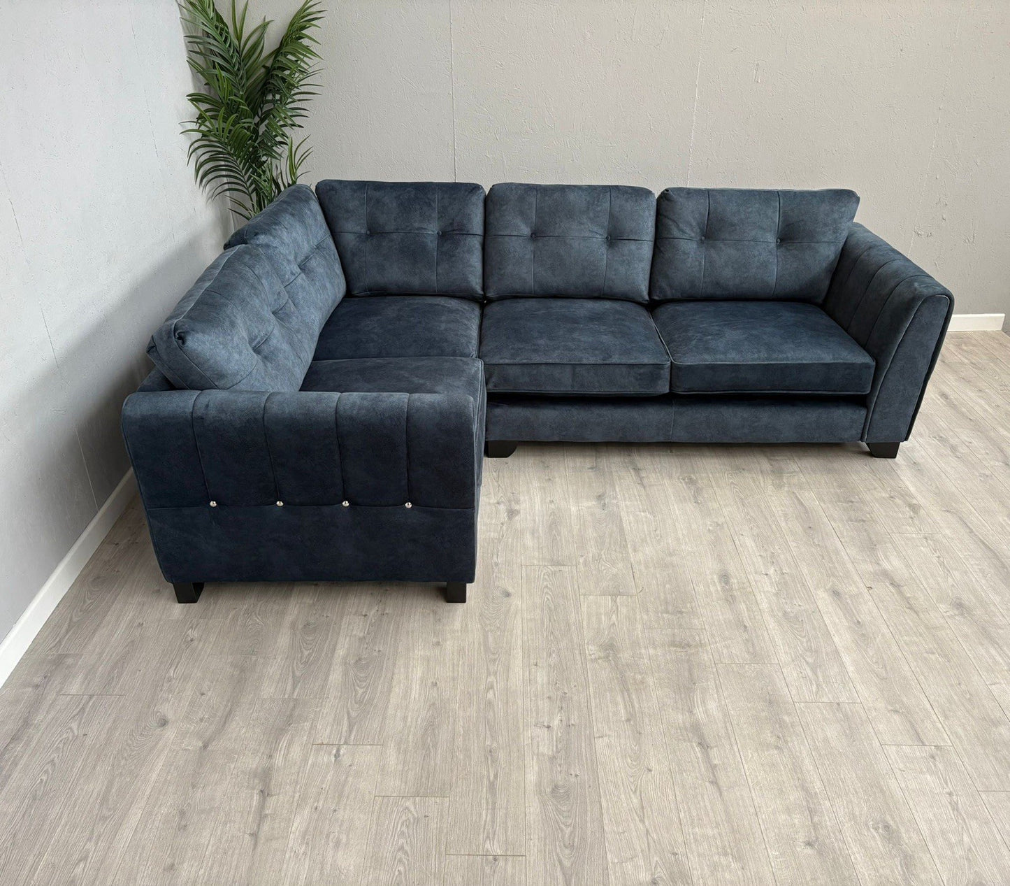 Furniture Village ARIANA Small Fabric LHF Classic Back Corner Sofa - RRP £3,695