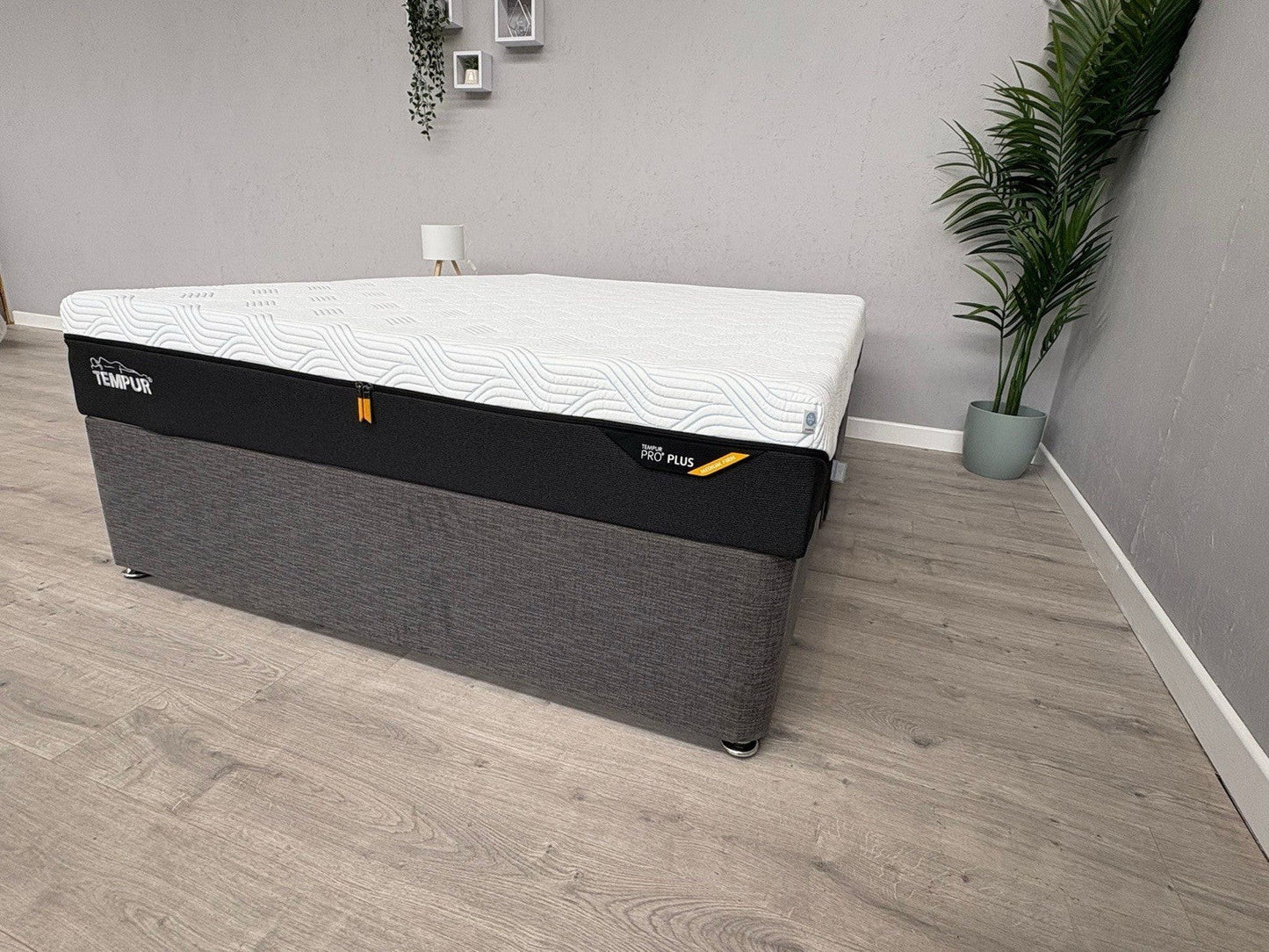Tempur PRO PLUS Smart Cool 6ft Superking Mattress, Medium / Firm - RRP £2,699