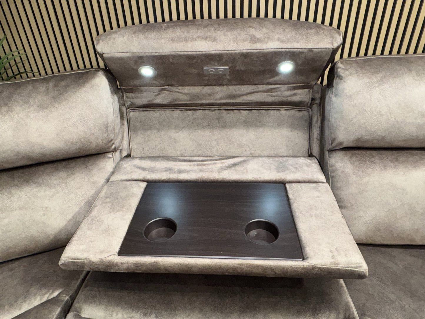 DFS Sample VEGAS Fabric 2 Corner 2 Power Recliner Sofa + Console - RRP £2999