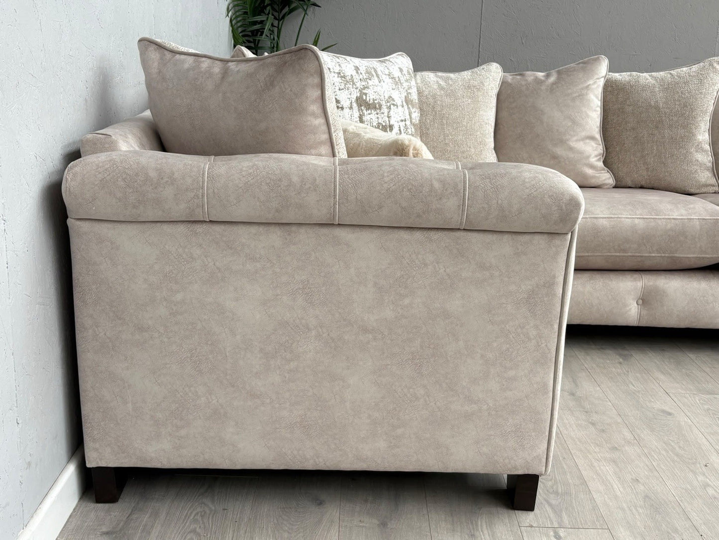 Furniture Village - Aura Classic Back LHF Corner Sofa RRP - £3495