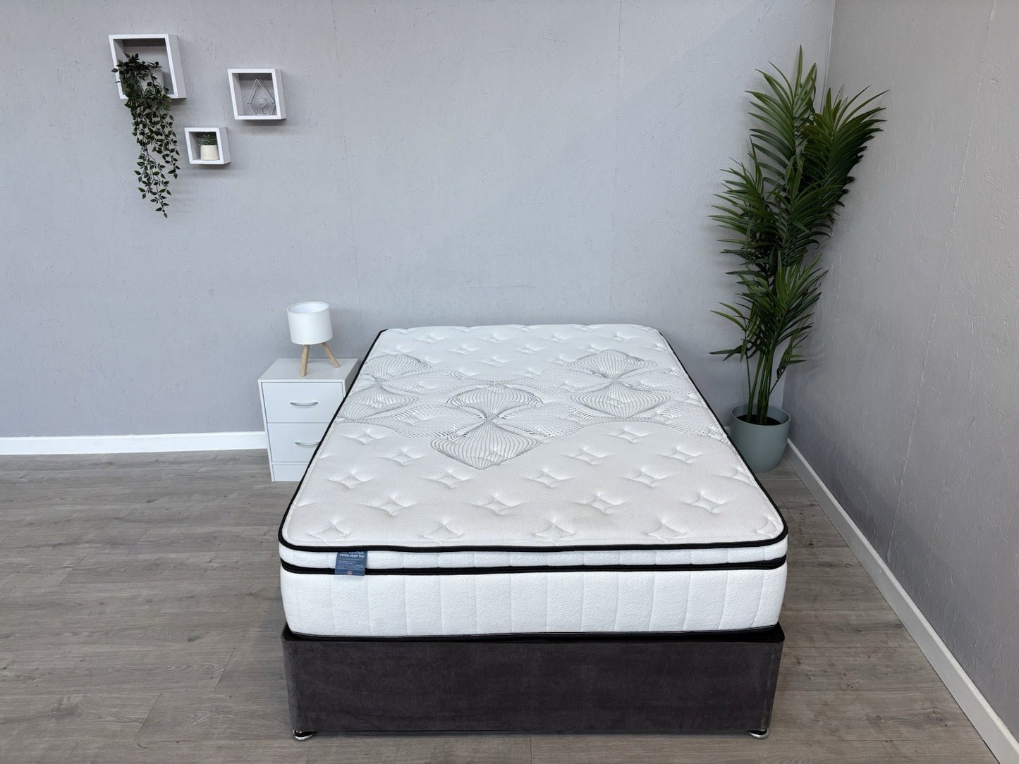 IGEL Nanotech 4000i 4ft 6 Double Mattress, Firm - RRP £1,699