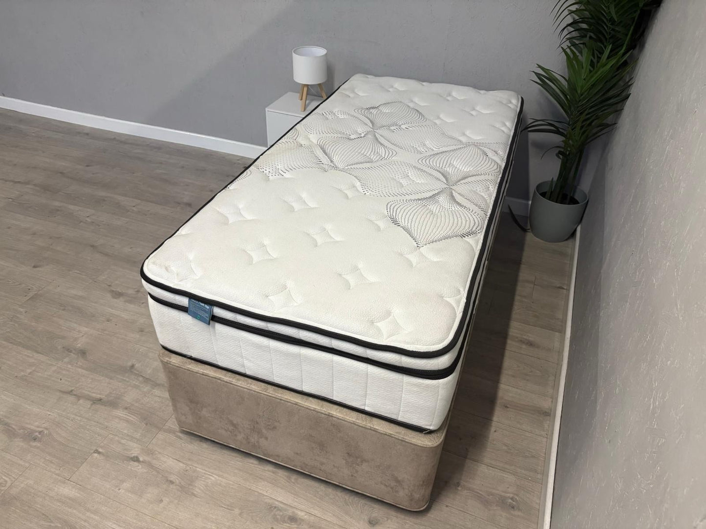 IGEL Nanotech 3500i 3ft Single Mattress, Medium - RRP £1,449