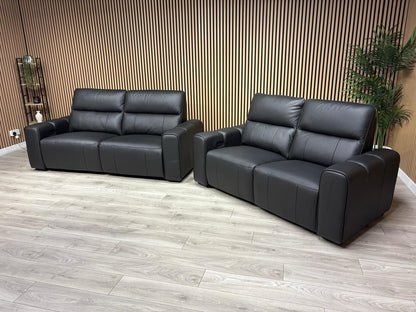 DFS Sample Bellagio Leather 3 Seater + 2 Seater Sofa Set, Power Recliners RRP: £3840