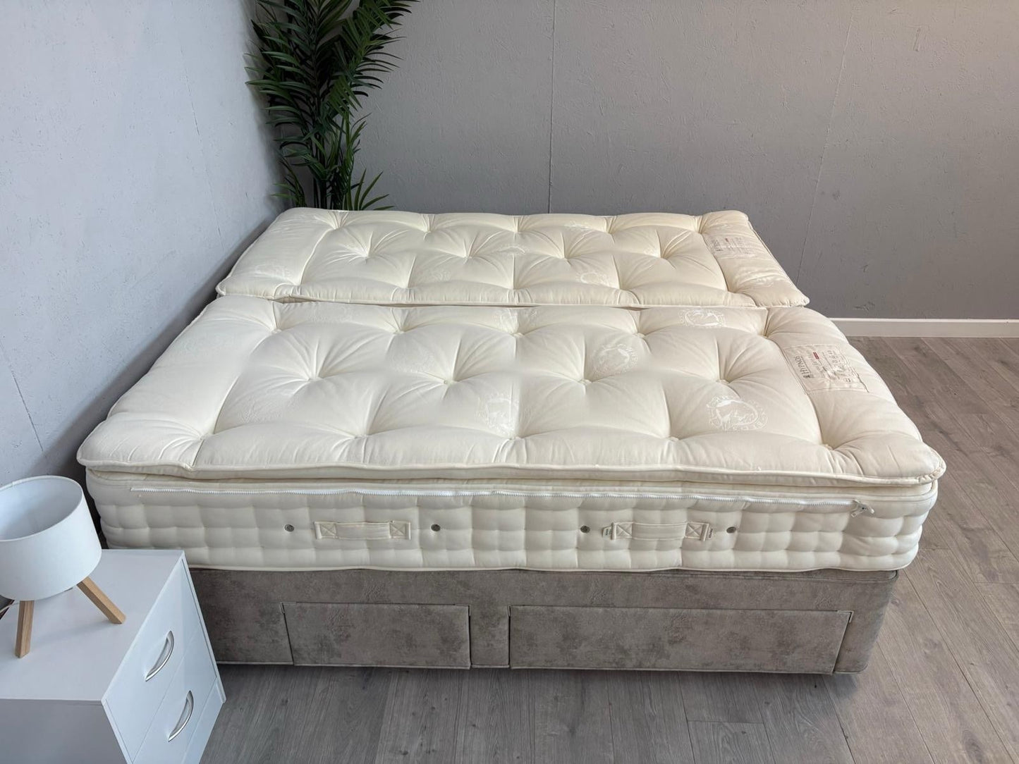 Hypnos Luxurious Earth 03 6ft Superking Mattress Zip and Link - RRP £3,899