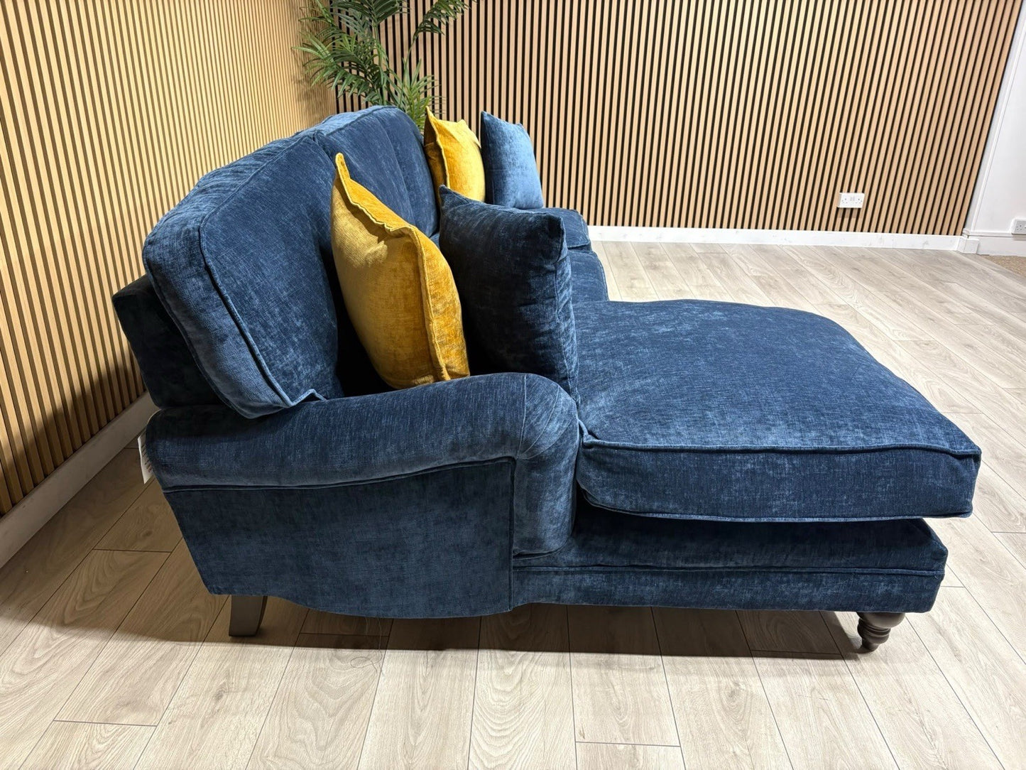 Laura Ashley HERITAGE Style Fabric 3 Seater Chaise Sofa - RRP £2,800