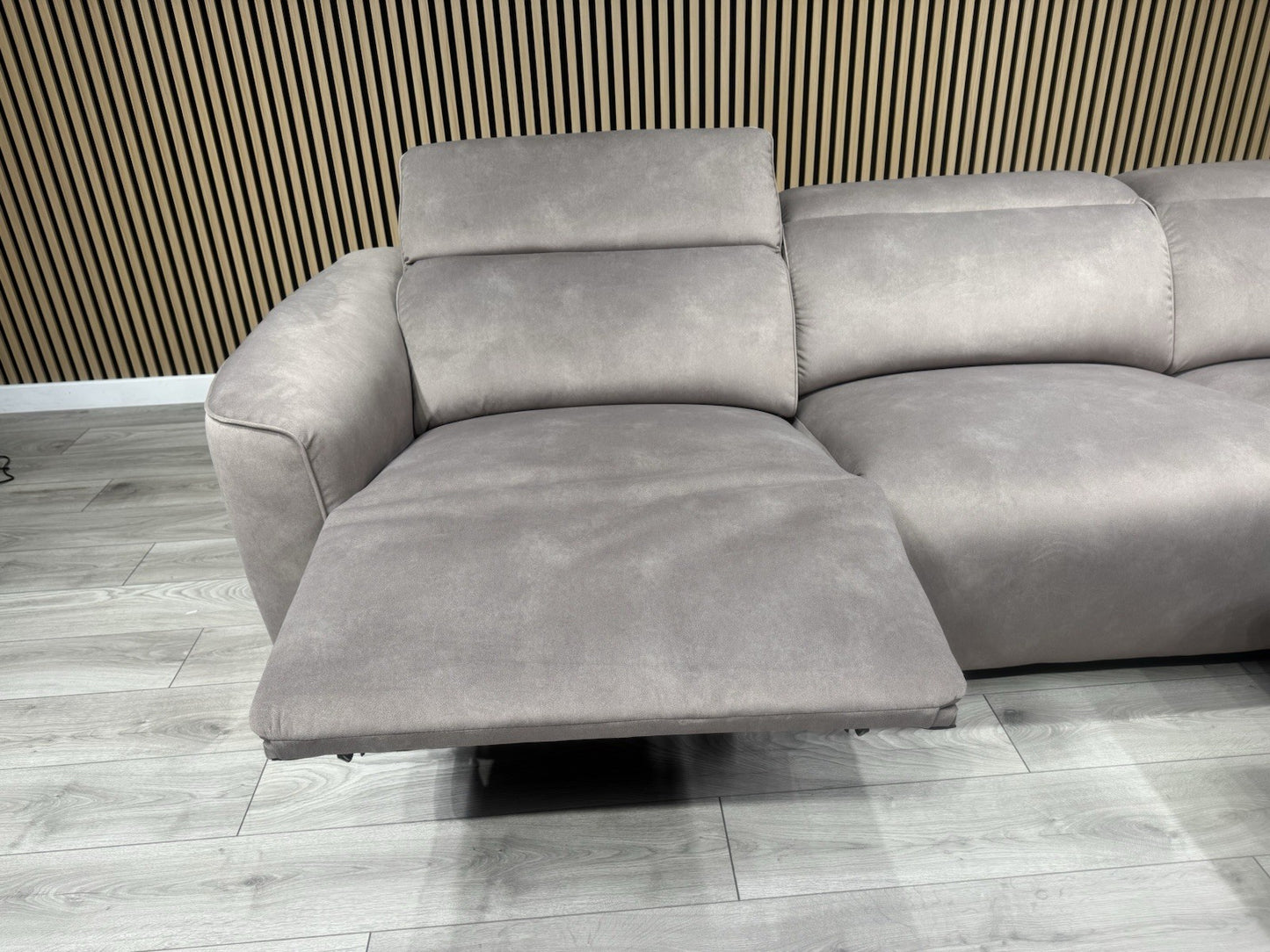 Furniture Village INCA Style Fabric Corner Sofa, Power Recliners - RRP £3195