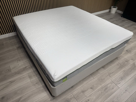 EMMA - Helix Hybrid 6ft Superking Mattress - RRP £1,299