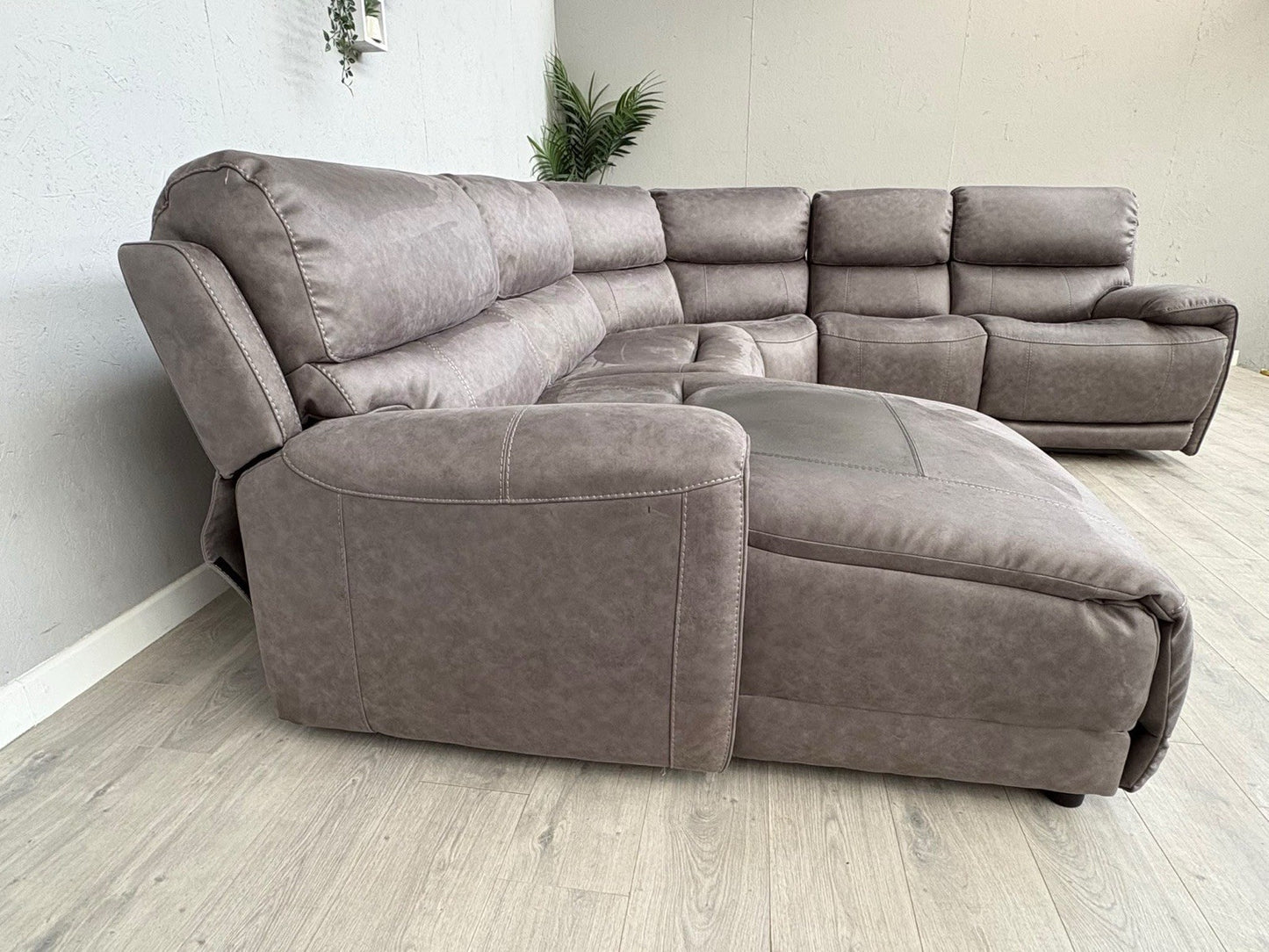F.V LINK Fabric Corner Chaise Power Sofa, READ DESCRIPTION - RRP £2795