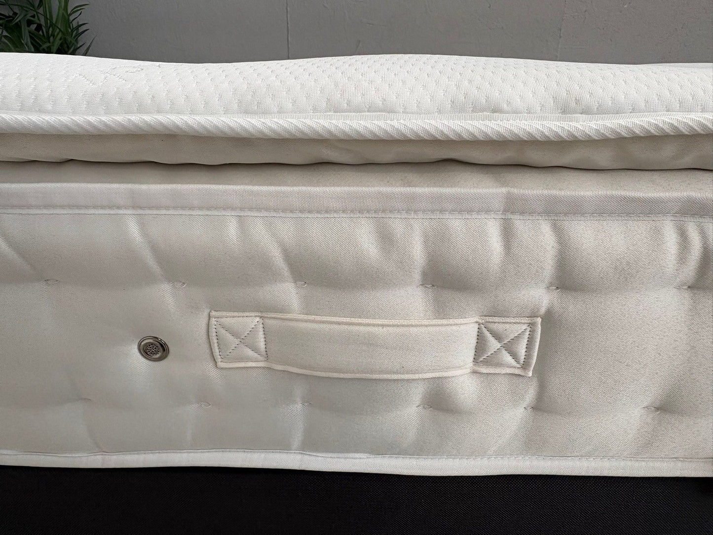 Laura Ashley EMSWORTH 2500 Pocket 5ft Kingsize Mattress - RRP £799