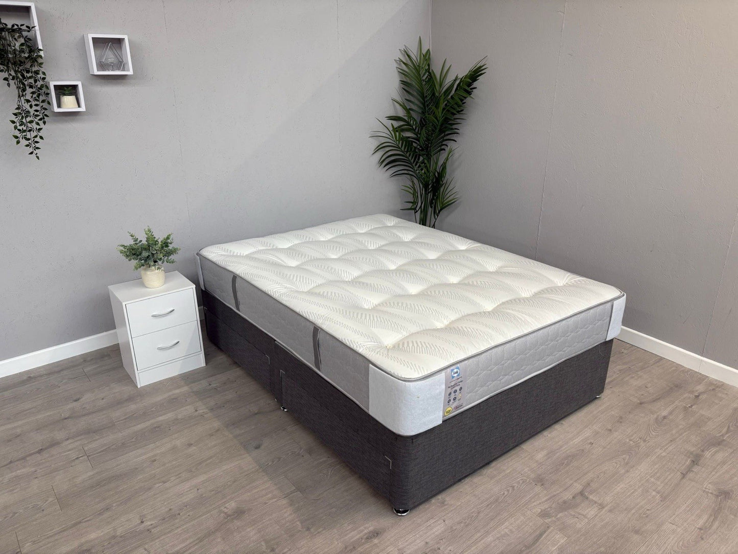 Sealy MELBOURNE Ortho Extra Firm 5ft Kingsize Mattress - RRP £1,399