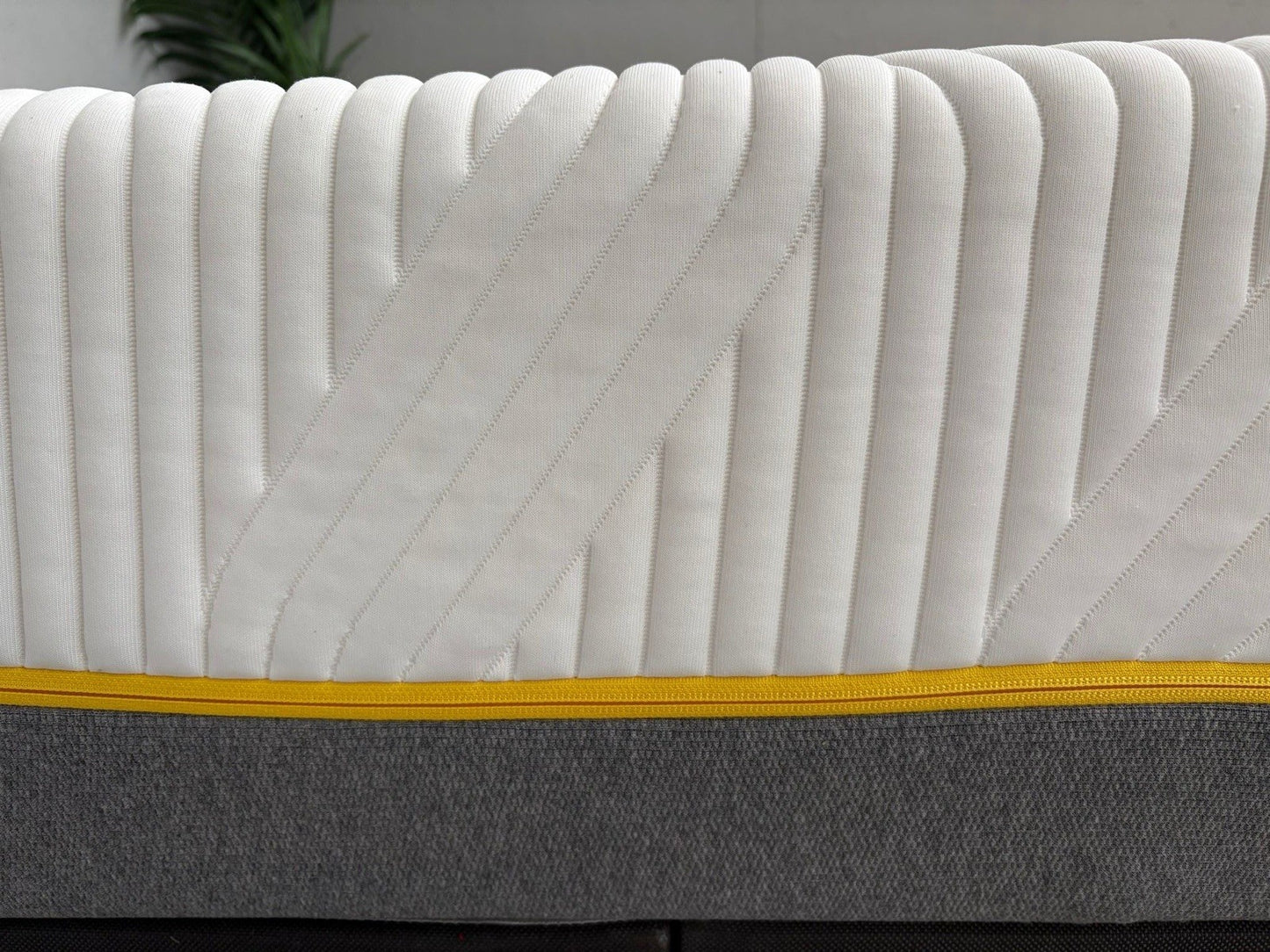 Tempur SENSATION LUXE 5ft Kingsize Mattress, Firm - RRP £2,499