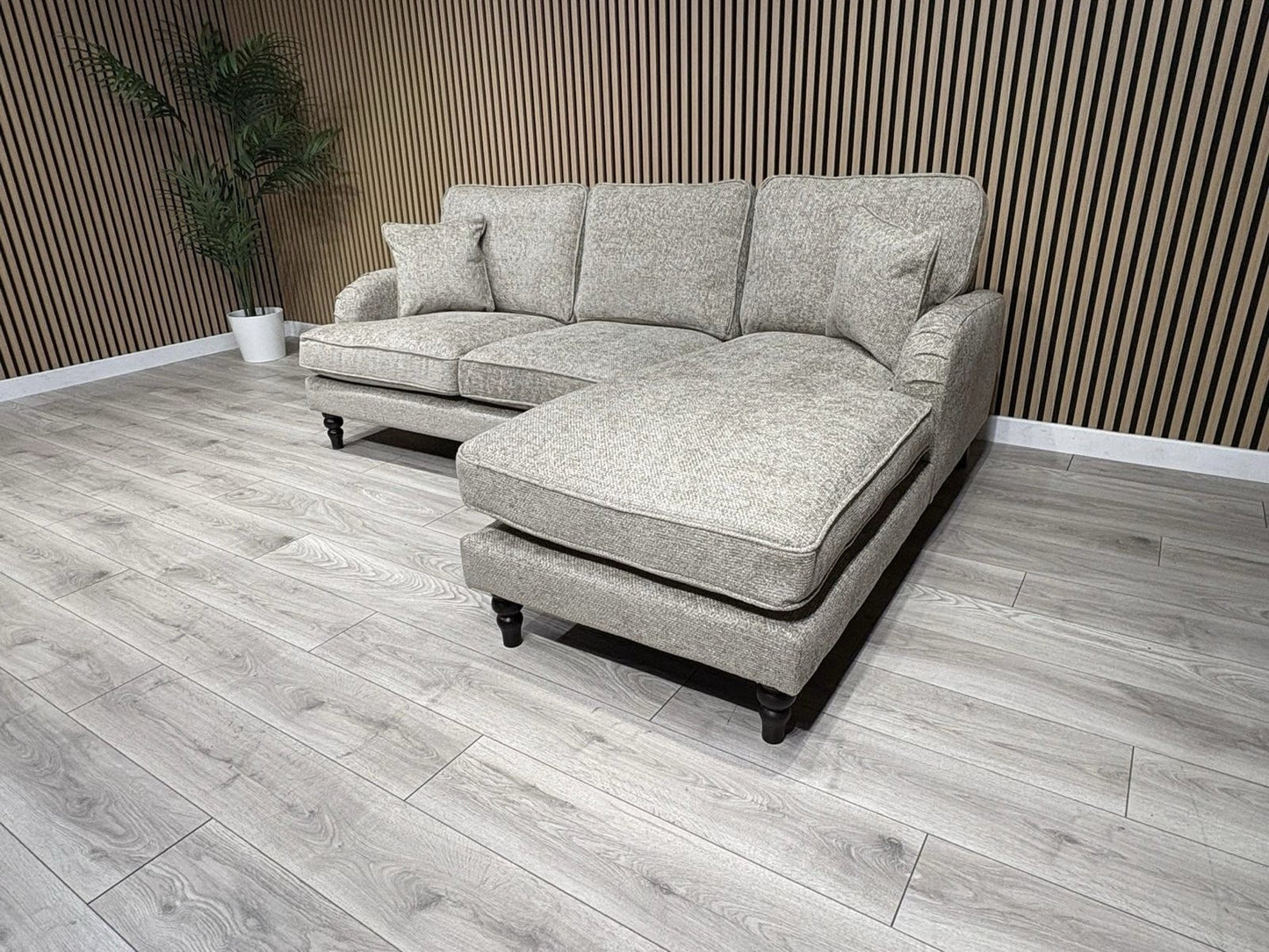 Laura Ashley LYNDEN Style Fabric 3 Seater RHF Chaise Corner Sofa - RRP £2625
