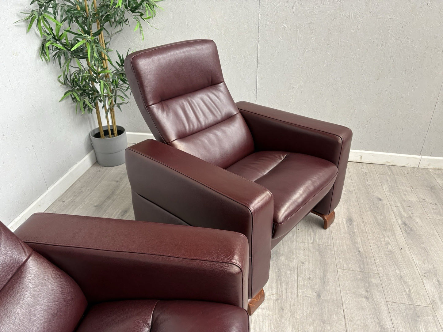 Stressless WAVE Leather High Back 2 Seater Sofa + Armchair  - RRP £4,998