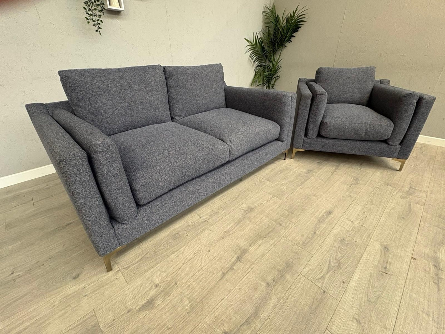 Westbridge YO-YO Fabric 3 Seater + Armchair - RRP £2000