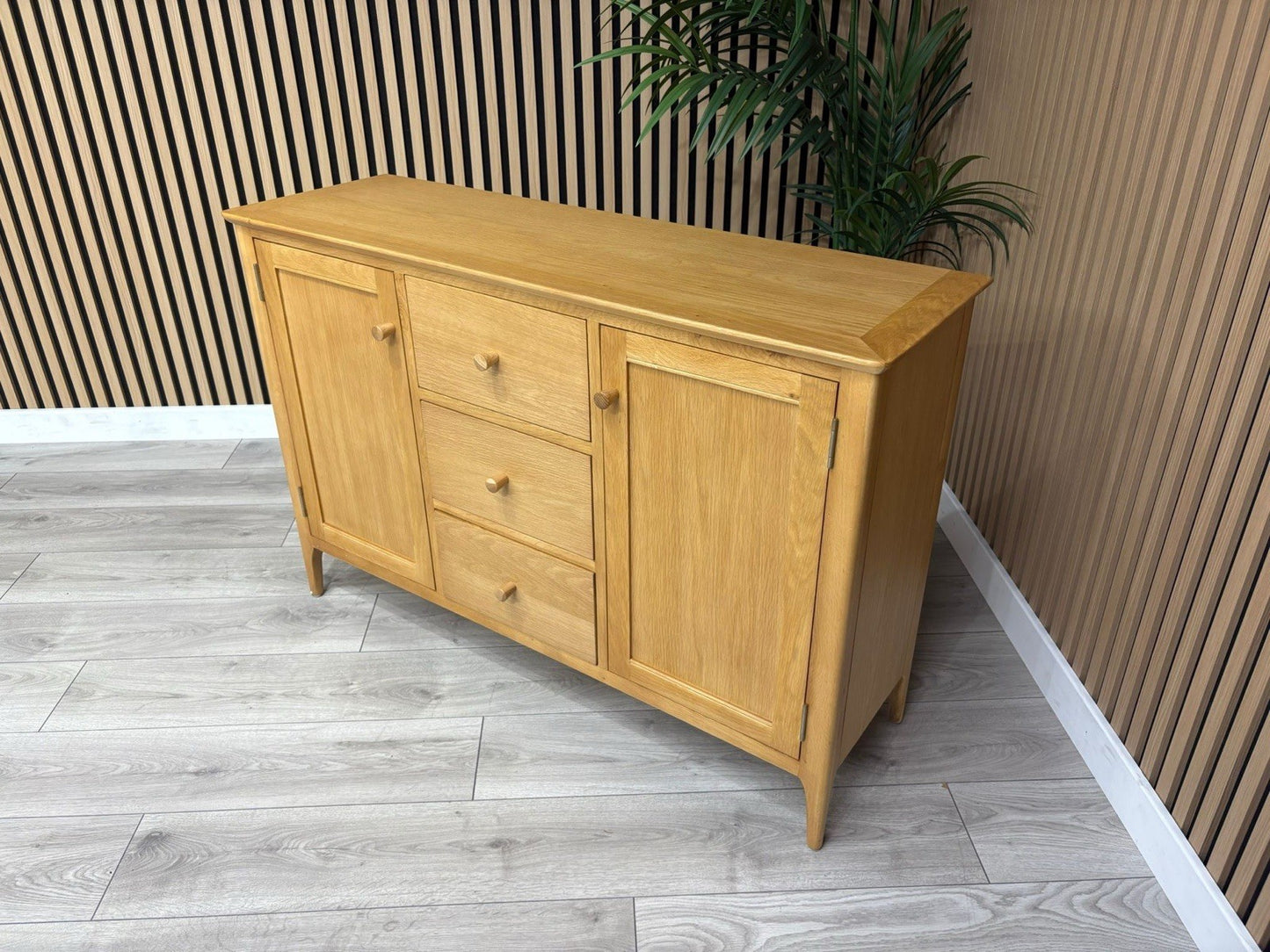 Next Sample - 2 Door 3 Drawer Saxon Sideboard - RRP: £599