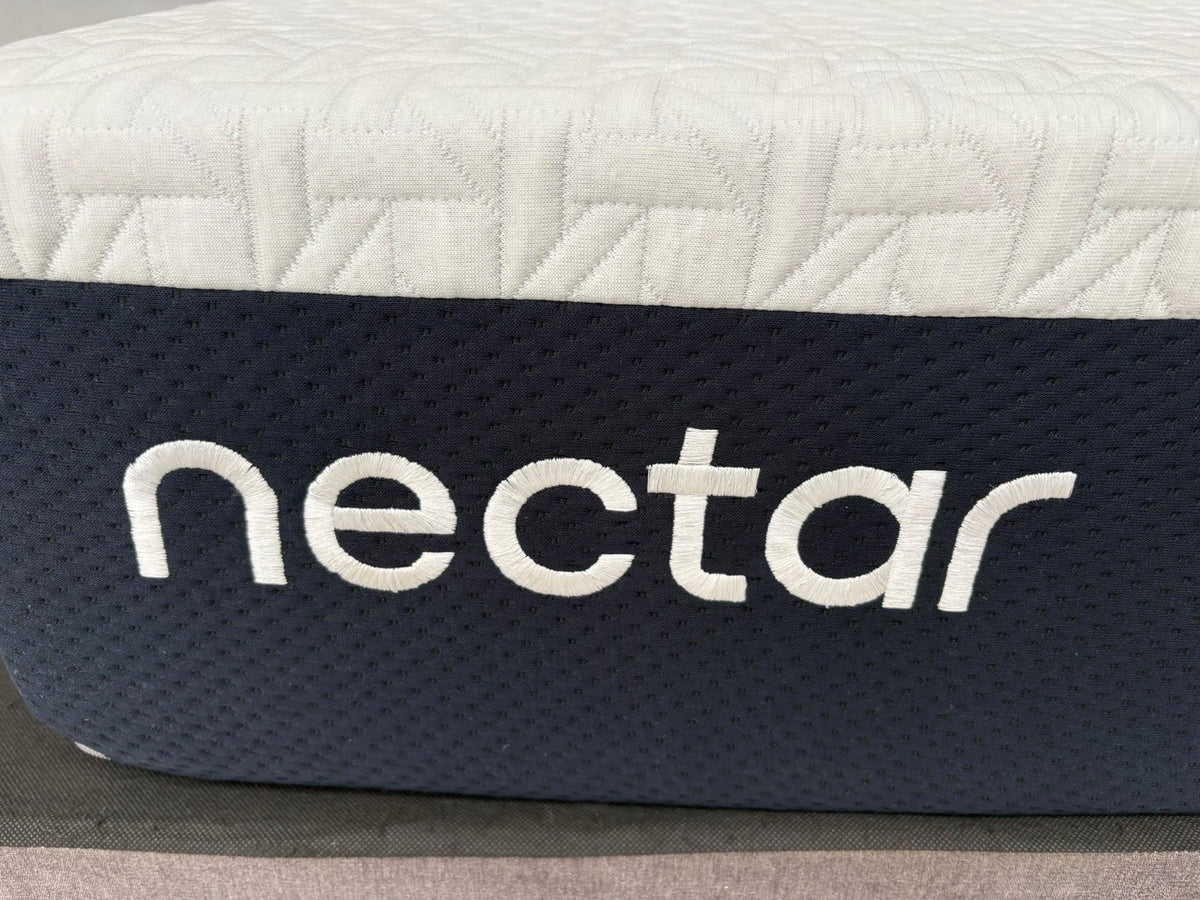 NECTAR Classic Hybrid 4ft Small Double Mattress, Medium / Firm - RRP £499