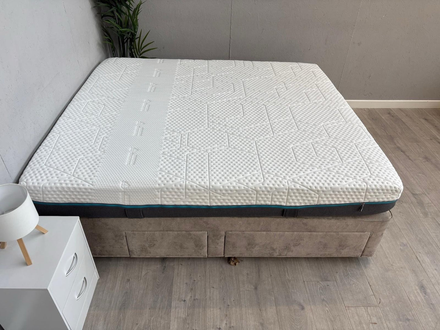 EMMA - Diamond Firm Spring Free 6ft Superking Mattress - RRP £1,599