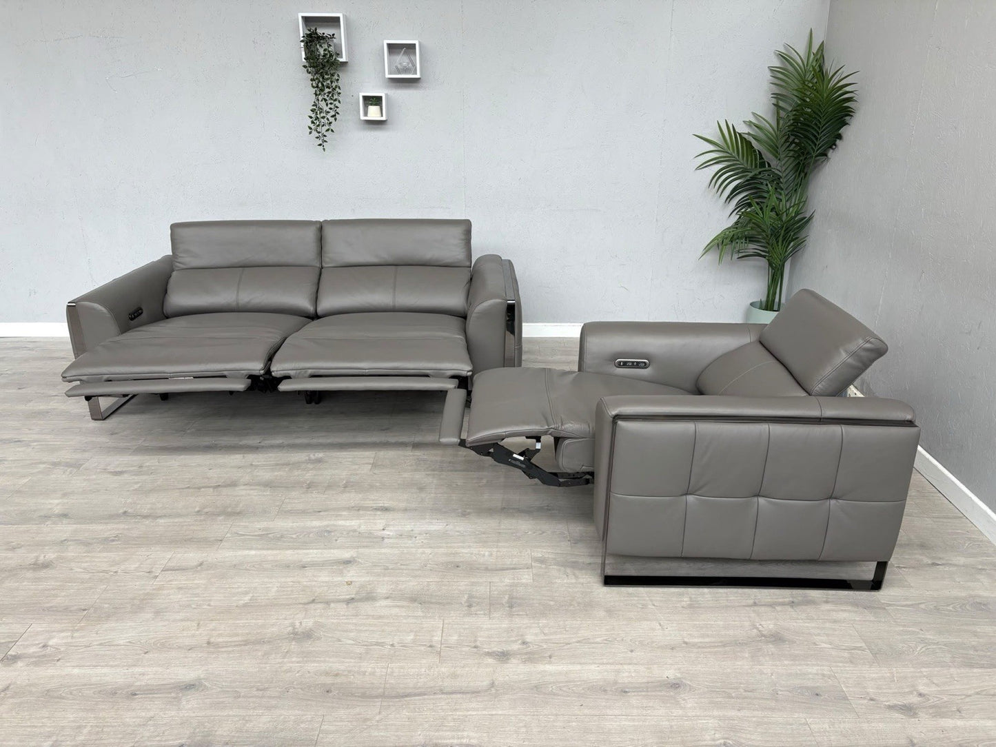 Furniture Village GISELLA Leather 3 Seater Sofa + Armchair Power Set - RRP £4390