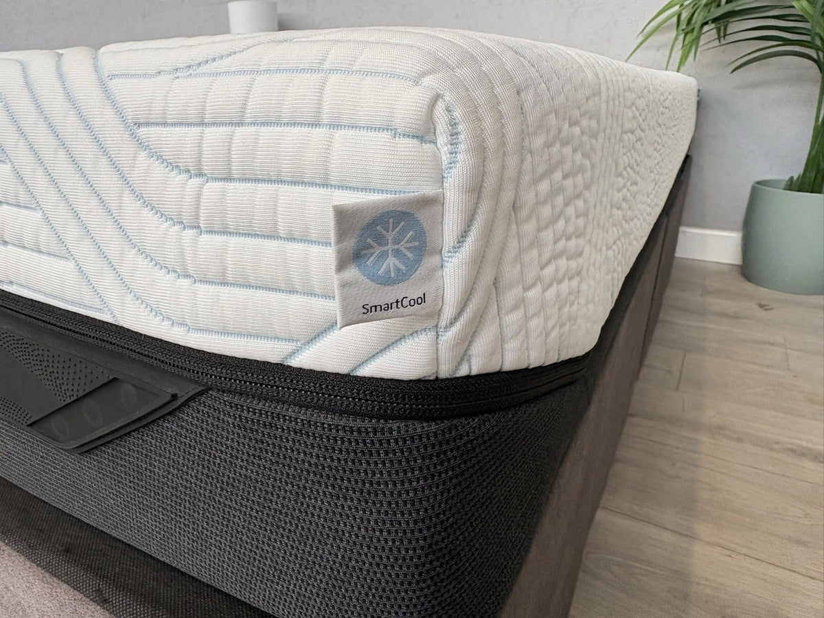 Tempur PRO Smart Cool 4ft 6 Double Mattress, Firm - RRP £1,999